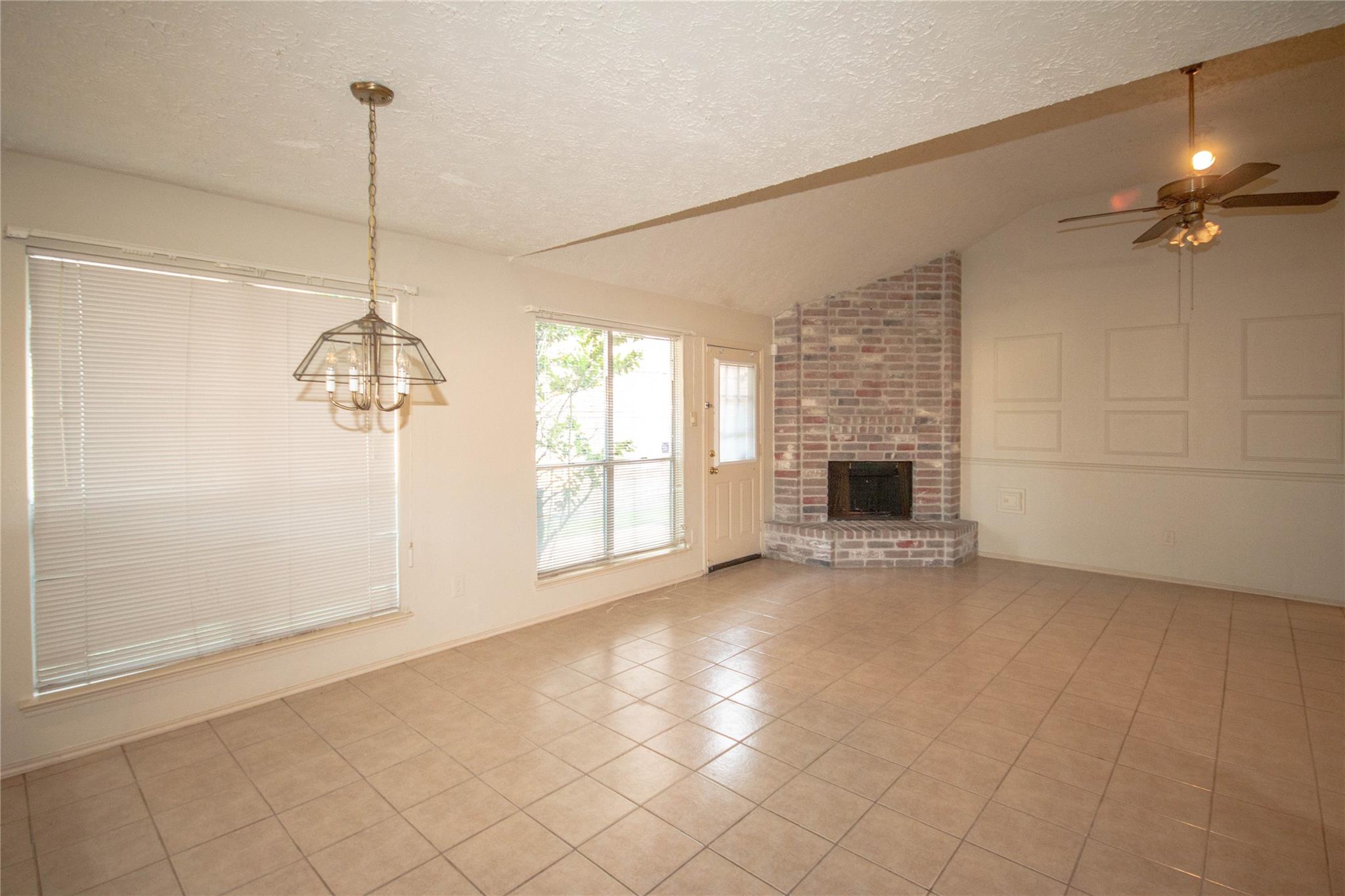 2006 Sandy Knoll Drive