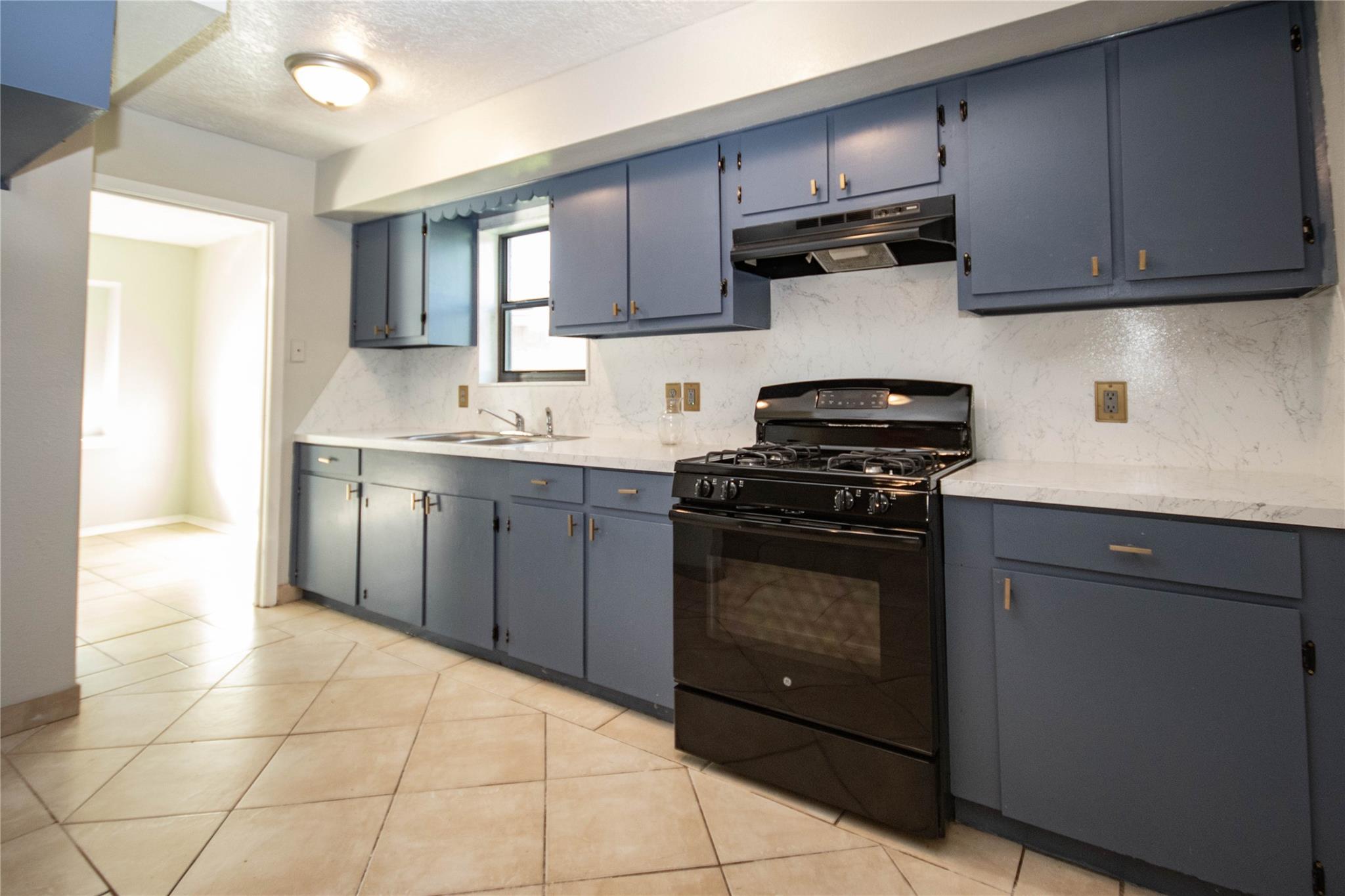 10902 Mosscrest Drive