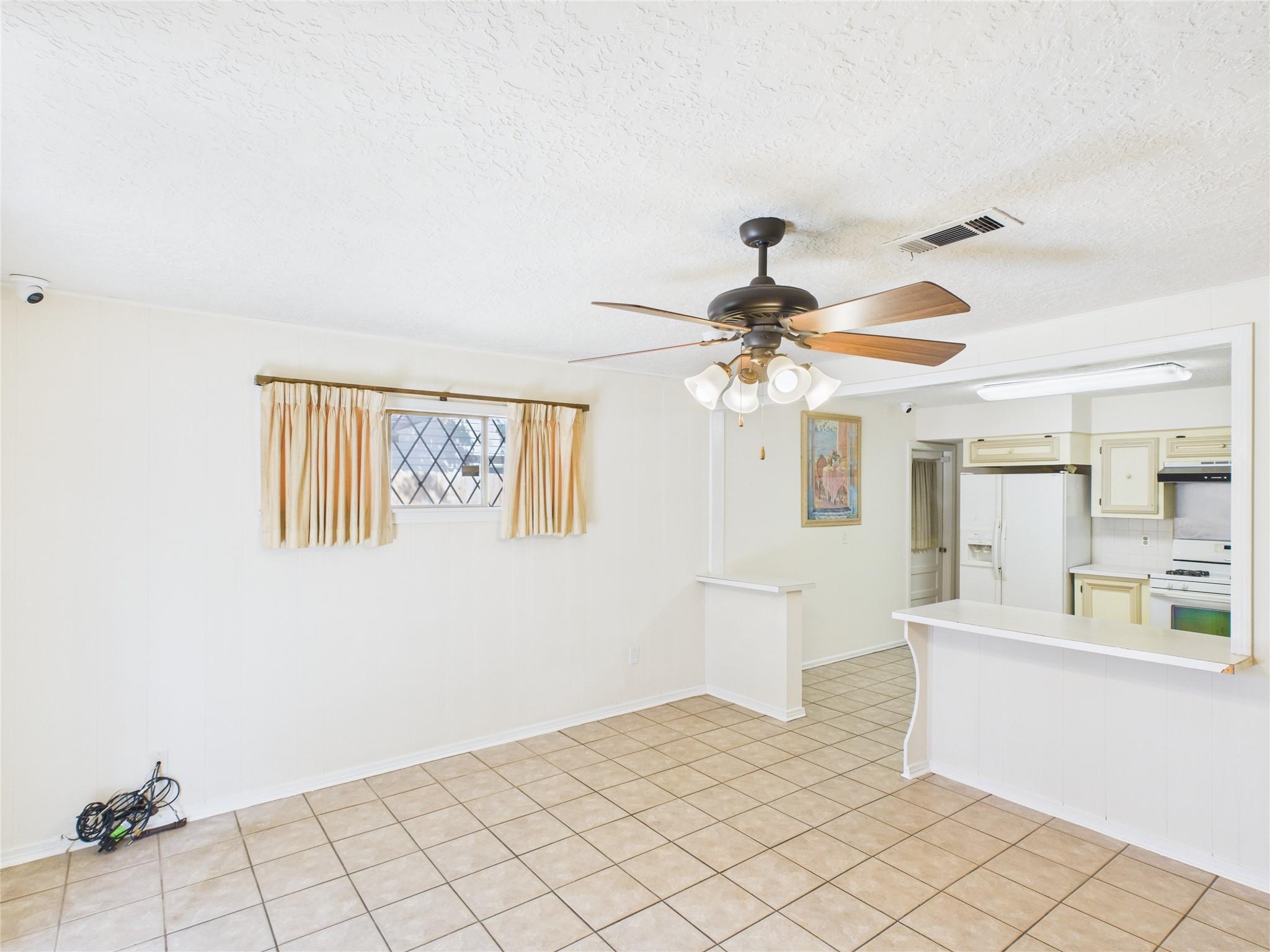 10009 Lonallen Street