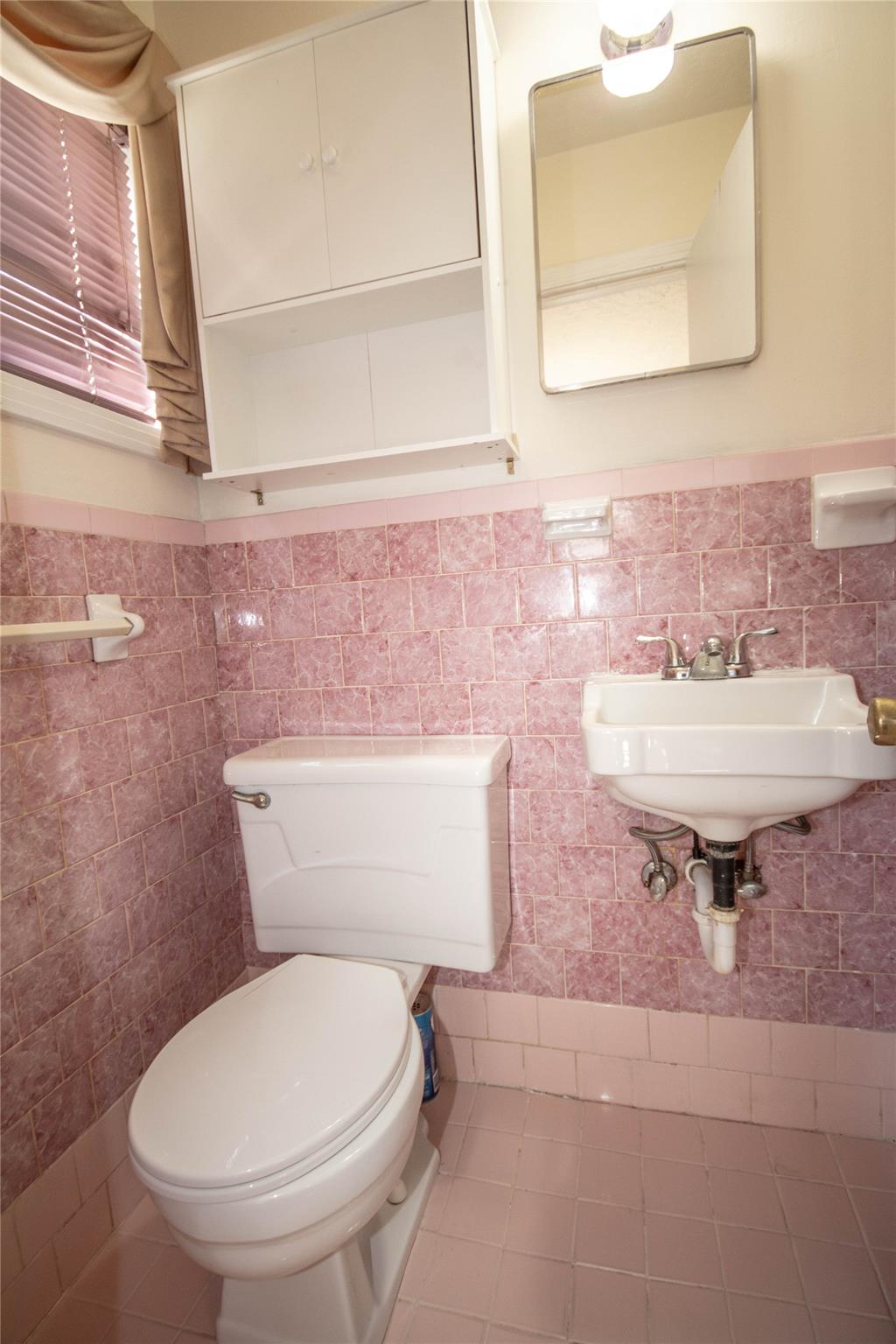 10009 Lonallen Street