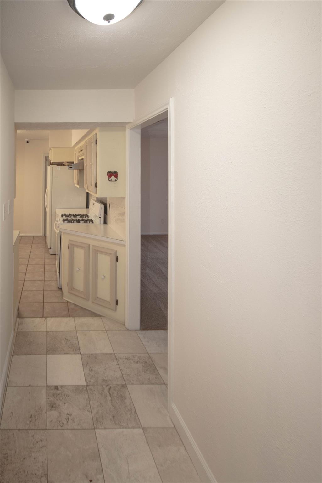 10009 Lonallen Street