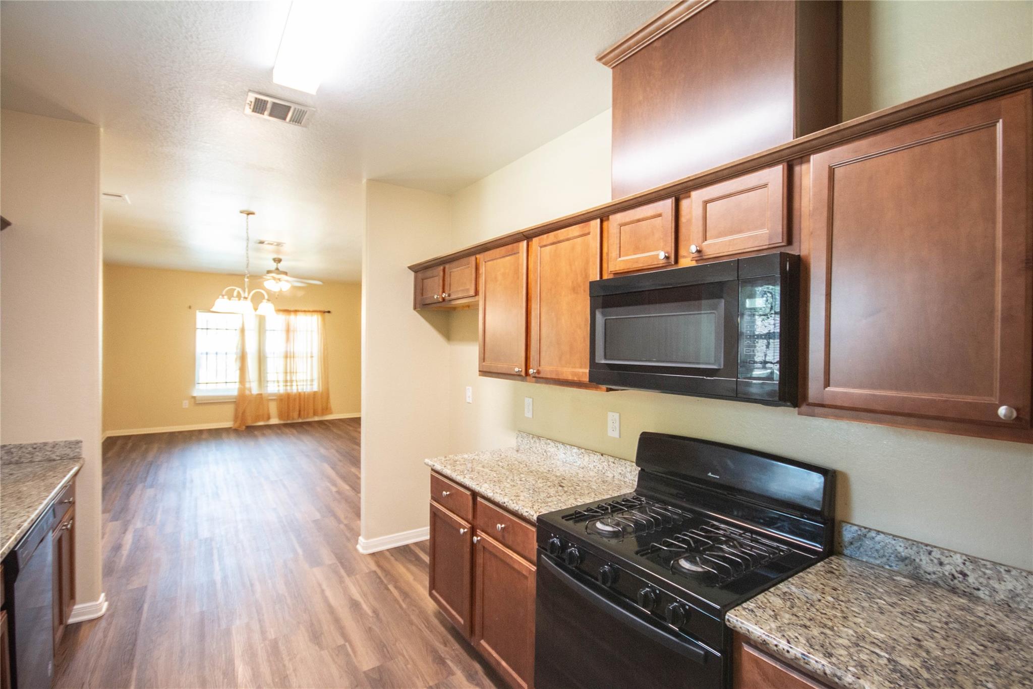 6010 Lyndhurst Drive