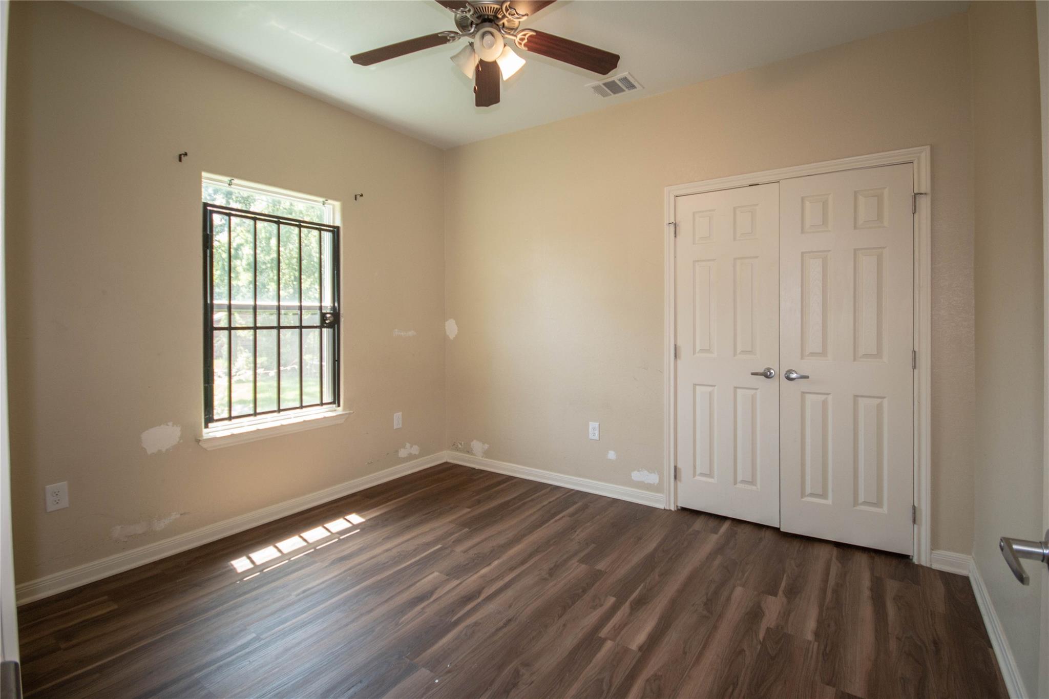 6010 Lyndhurst Drive