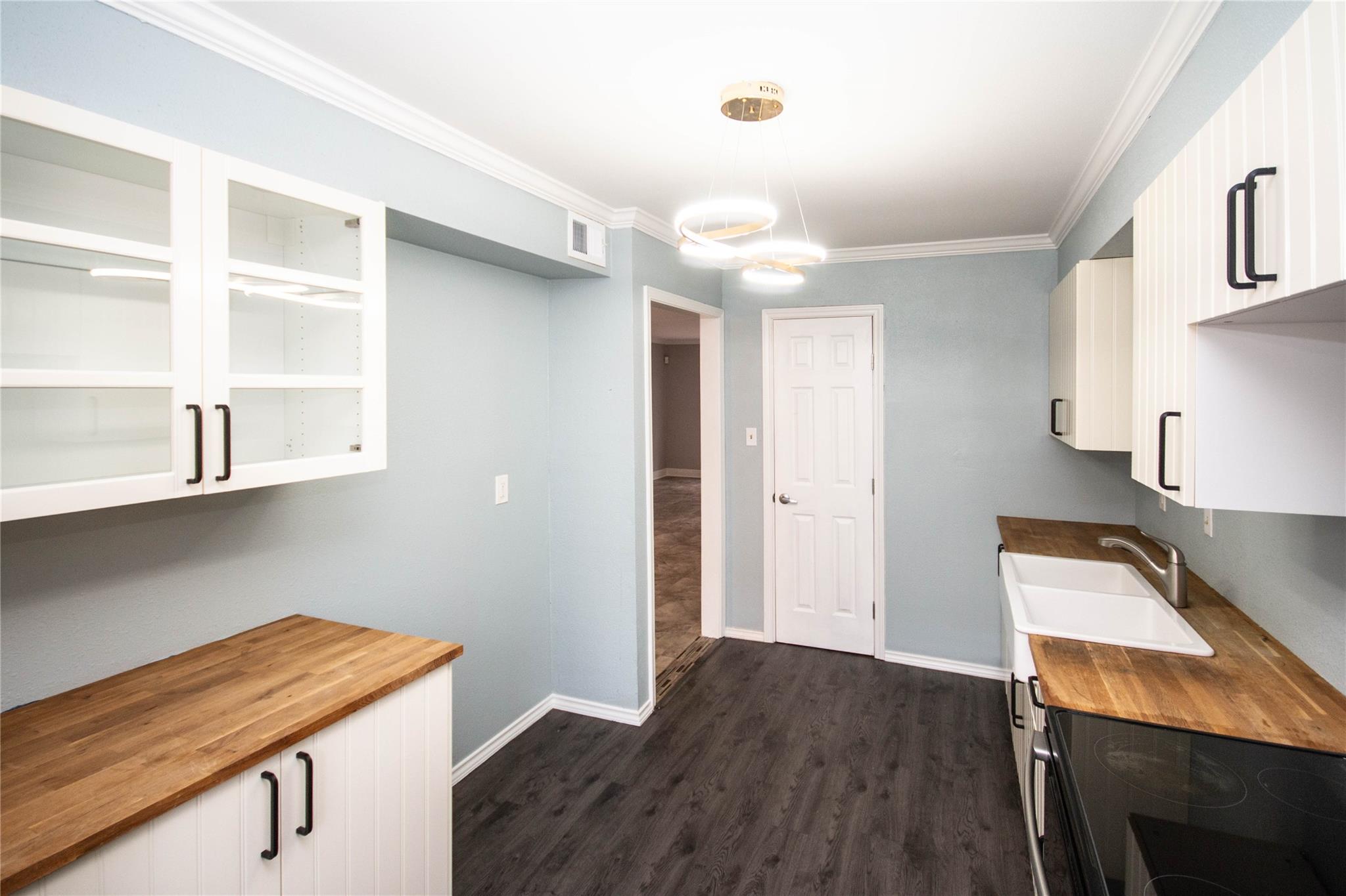 12641 Huntingwick Drive # 175