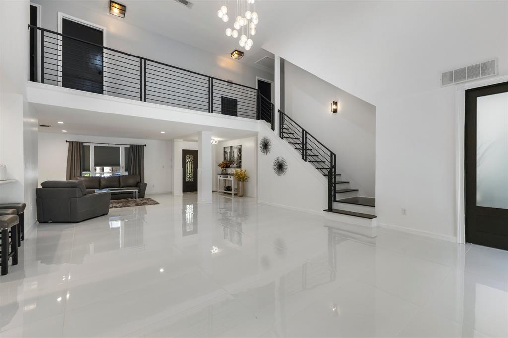 5411 Graystone Lane