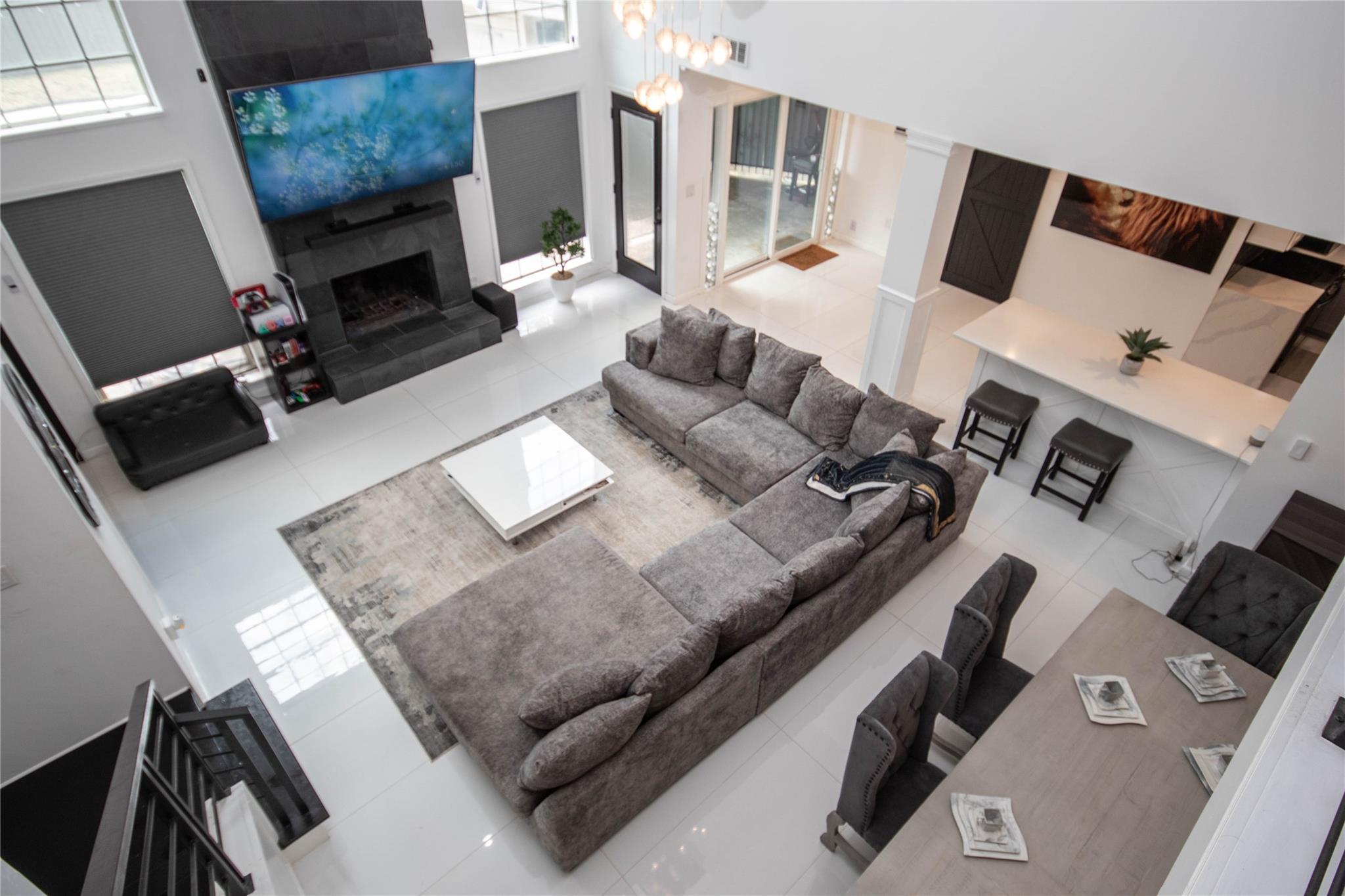 5411 Graystone Lane
