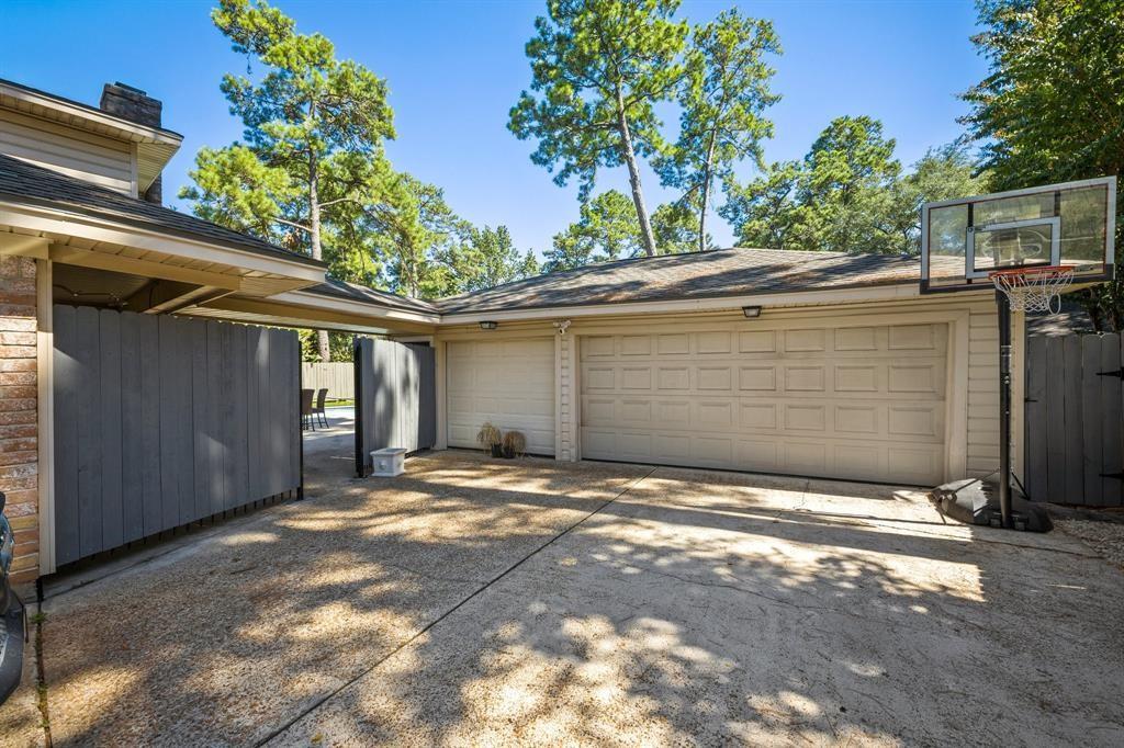 5411 Graystone Lane