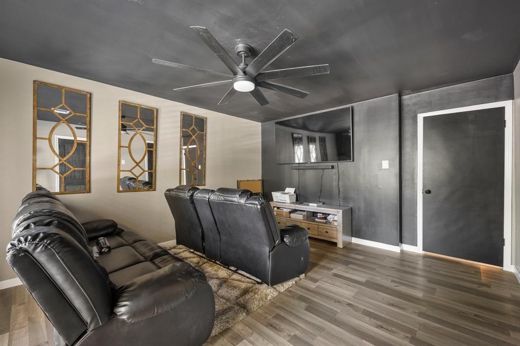5411 Graystone Lane