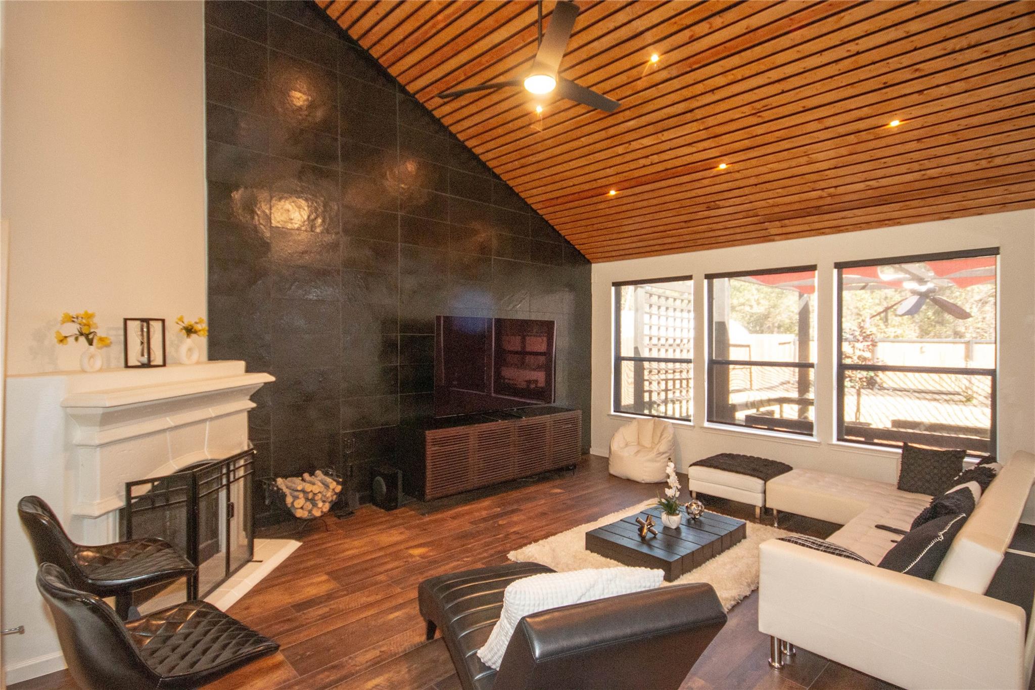 14606 Wildwood Springs Lane