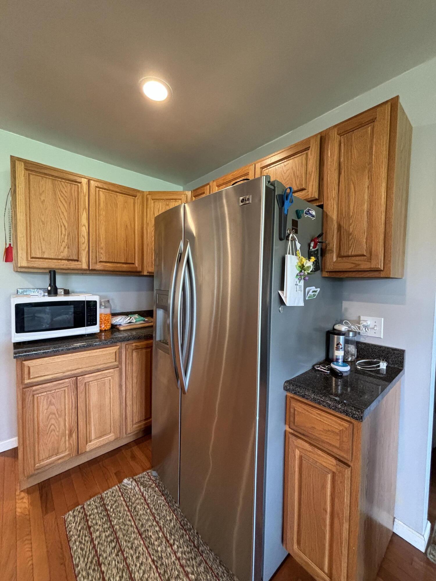 519 E 600 N