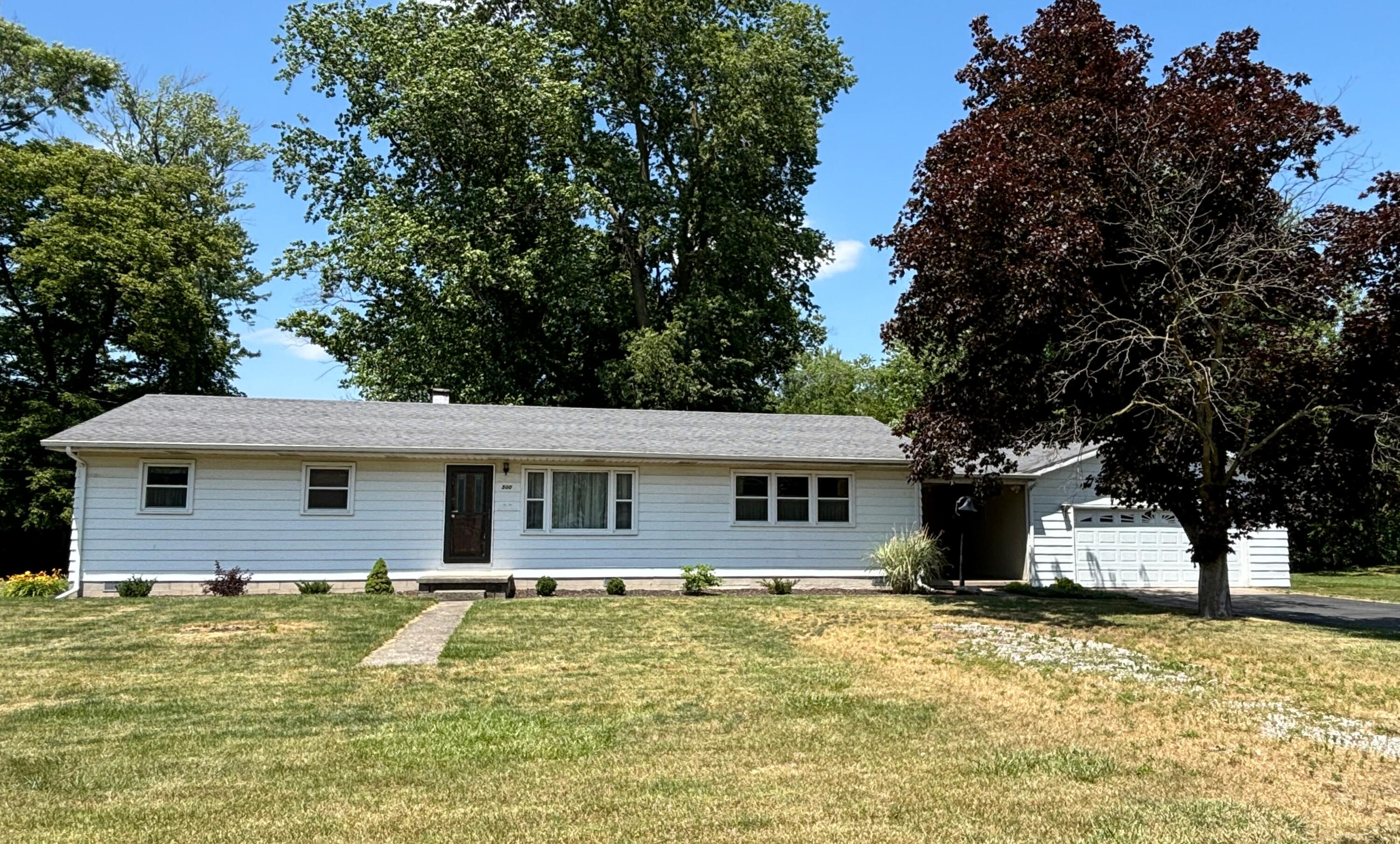 500 E Maple