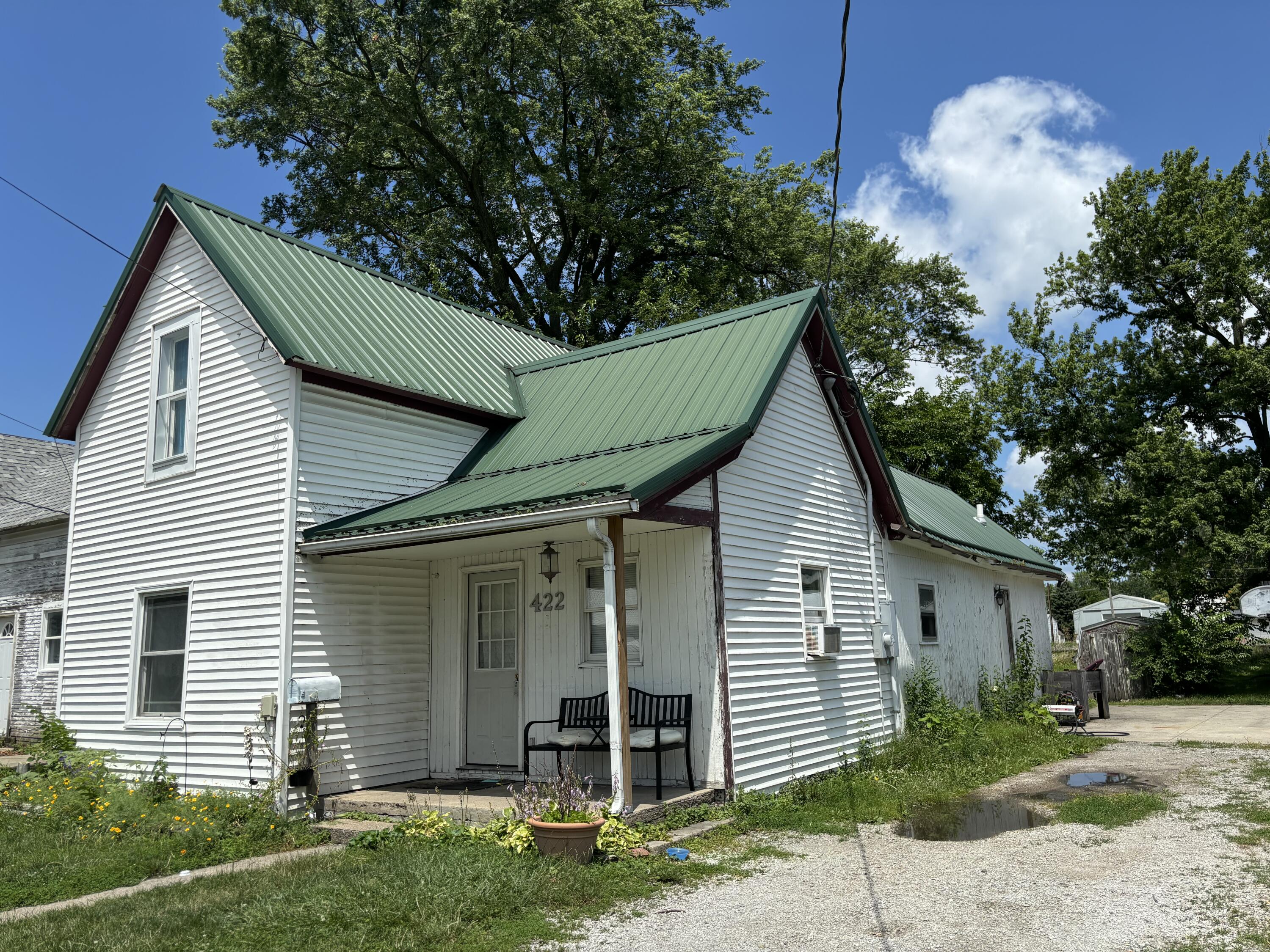 422 E Vine Street