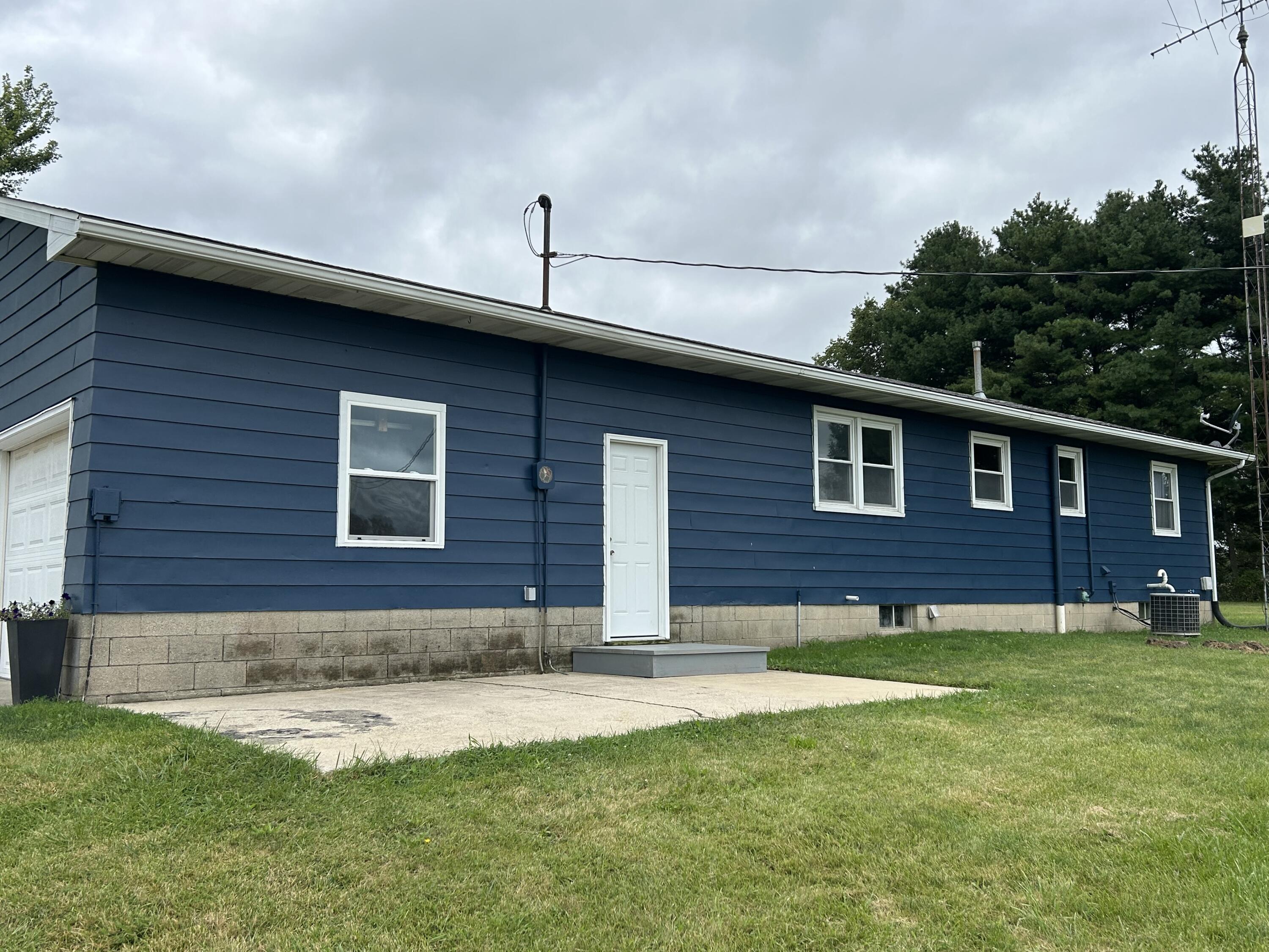 1700 W Wood Road