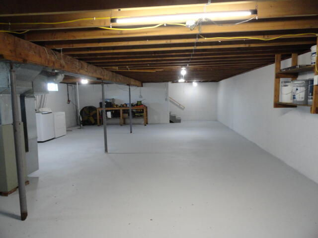 1700 W Wood Road