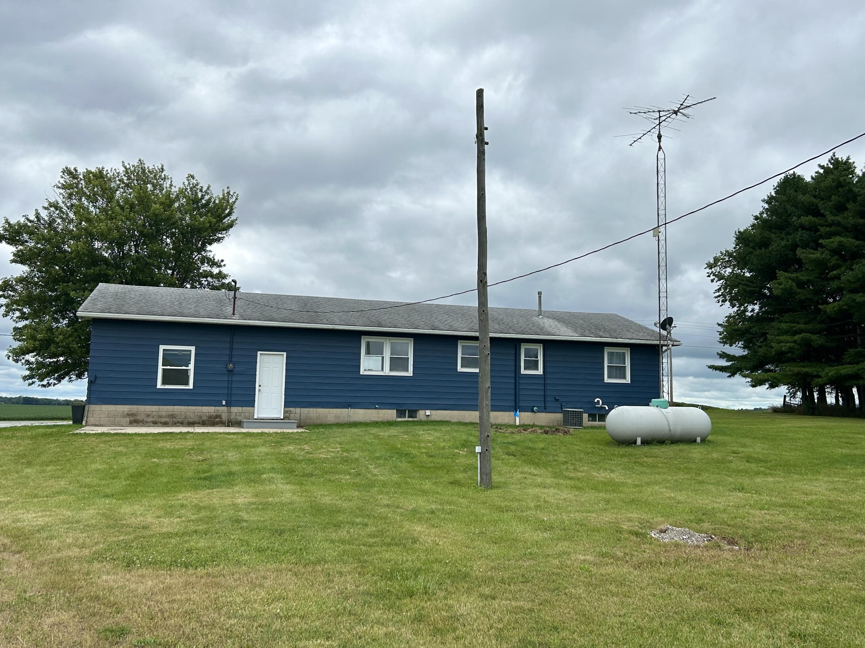 1700 W Wood Road