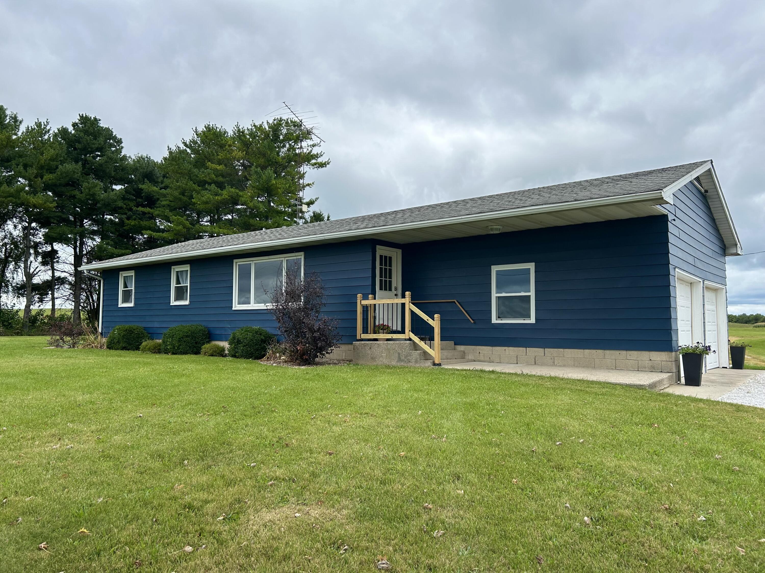1700 W Wood Road