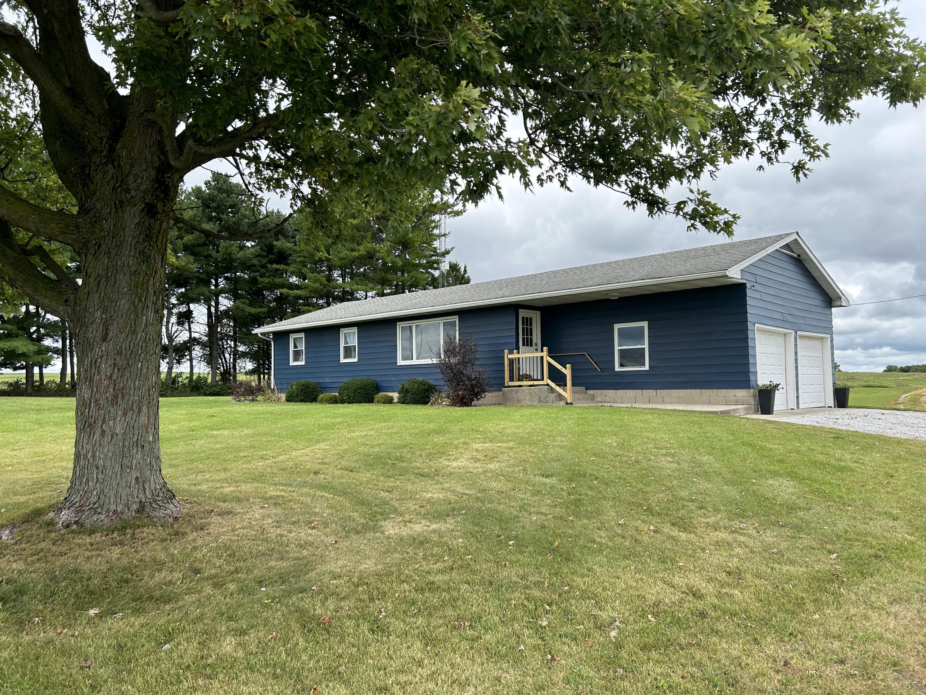 1700 W Wood Road