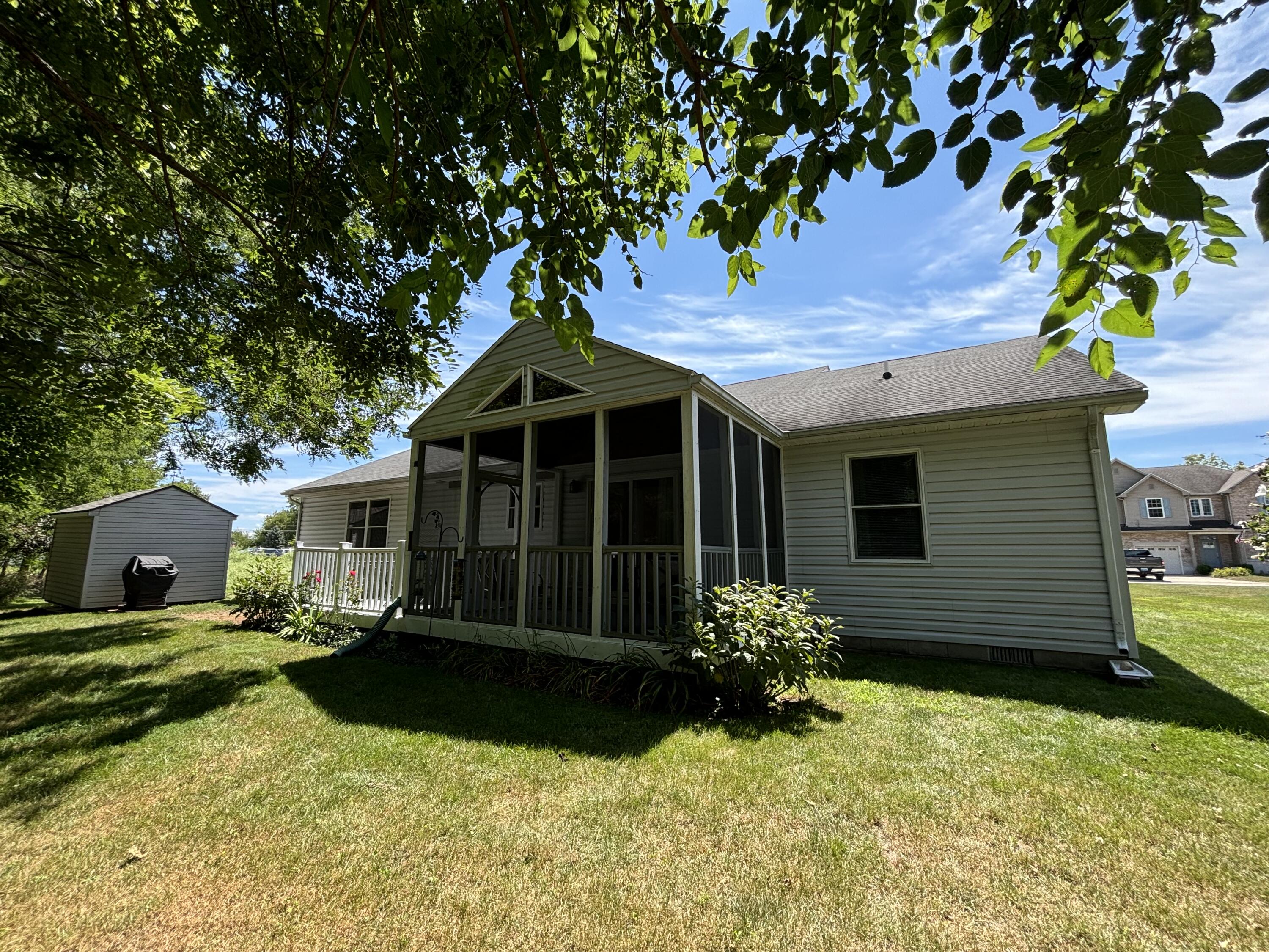 1014 W Scouts Bluff