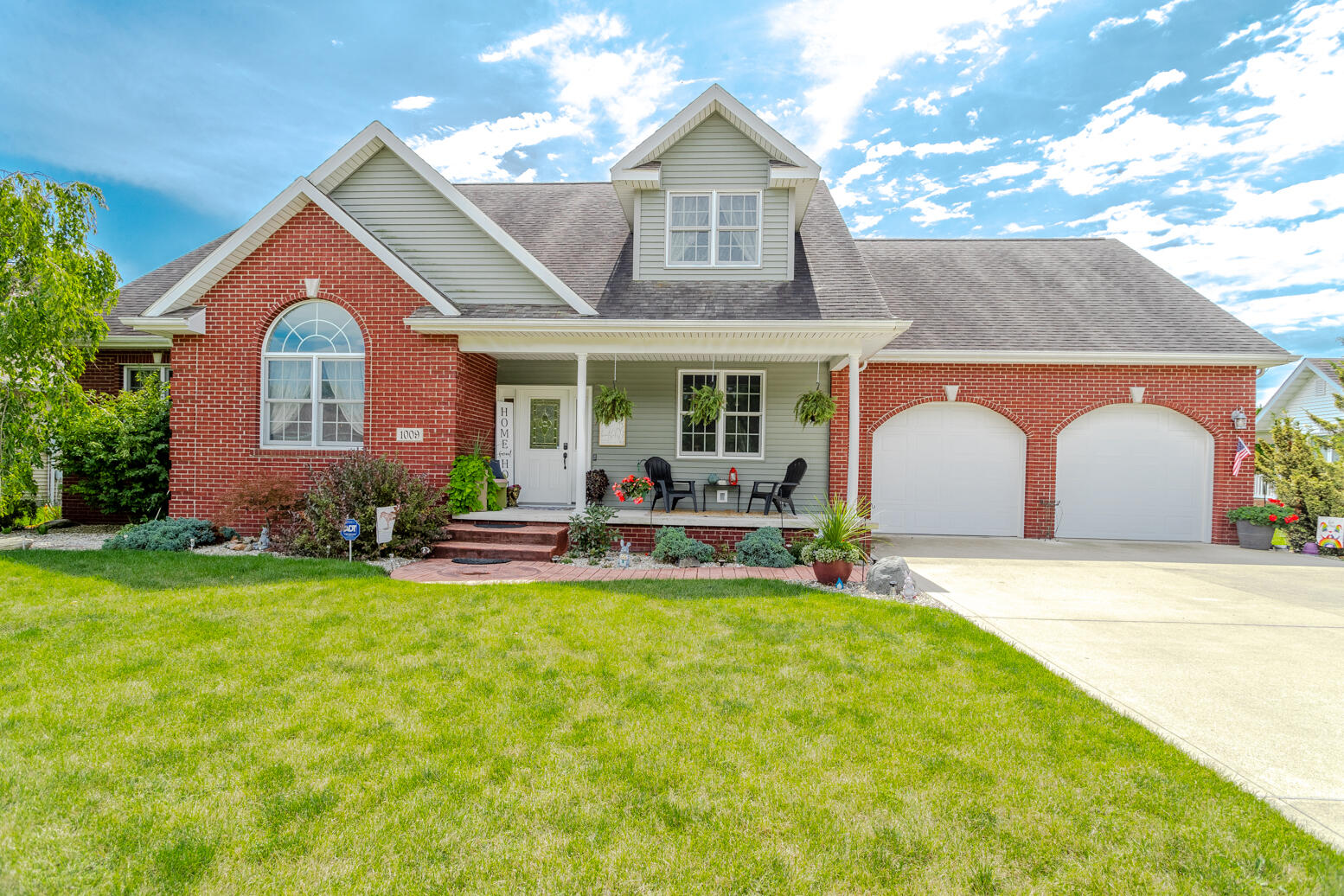 1009 W Scouts Bluff Road