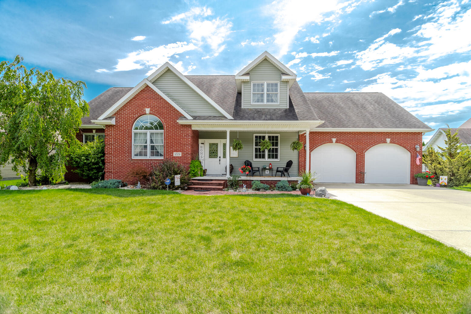 1009 W Scouts Bluff Road