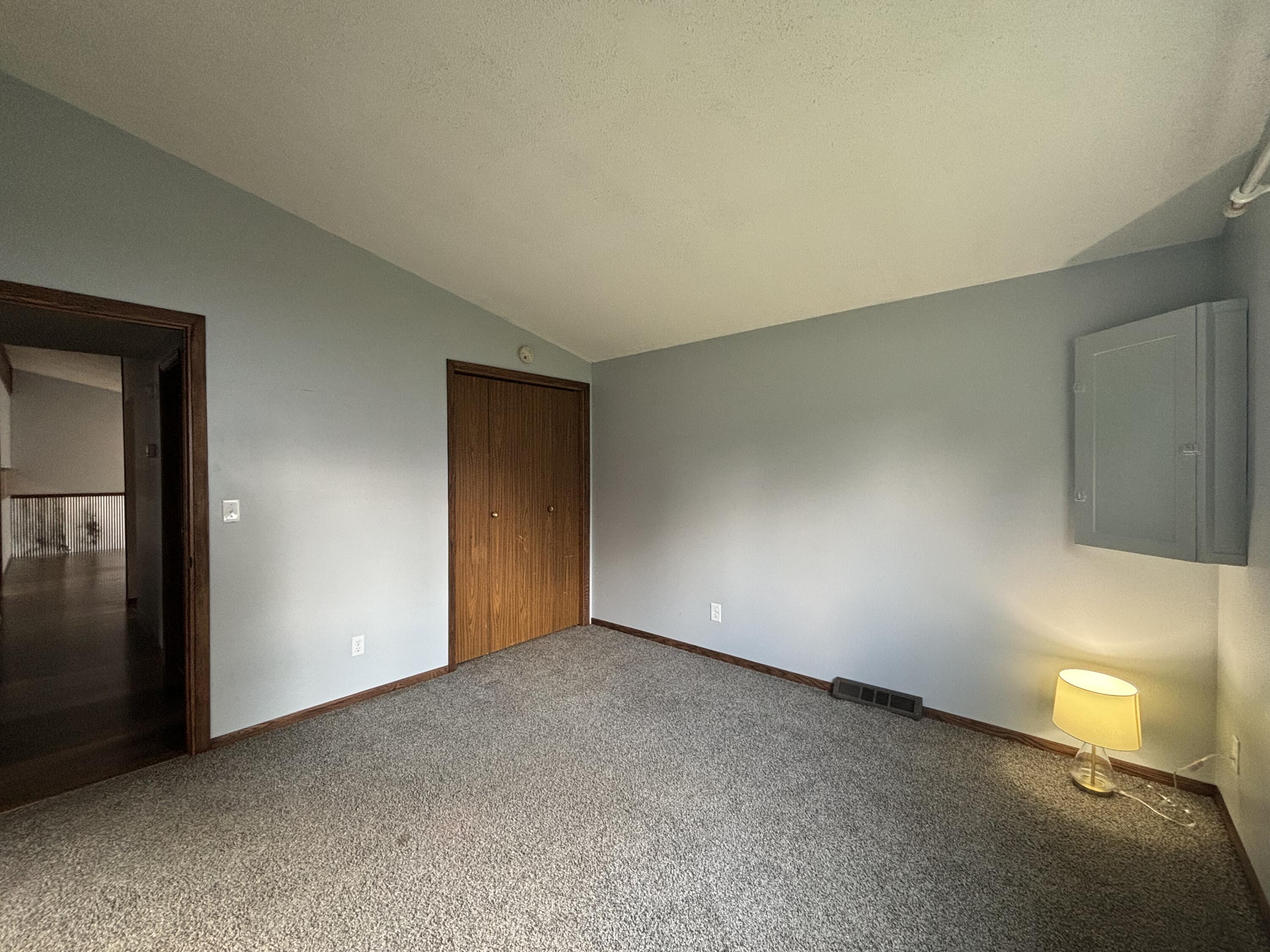 409 W Howard Street