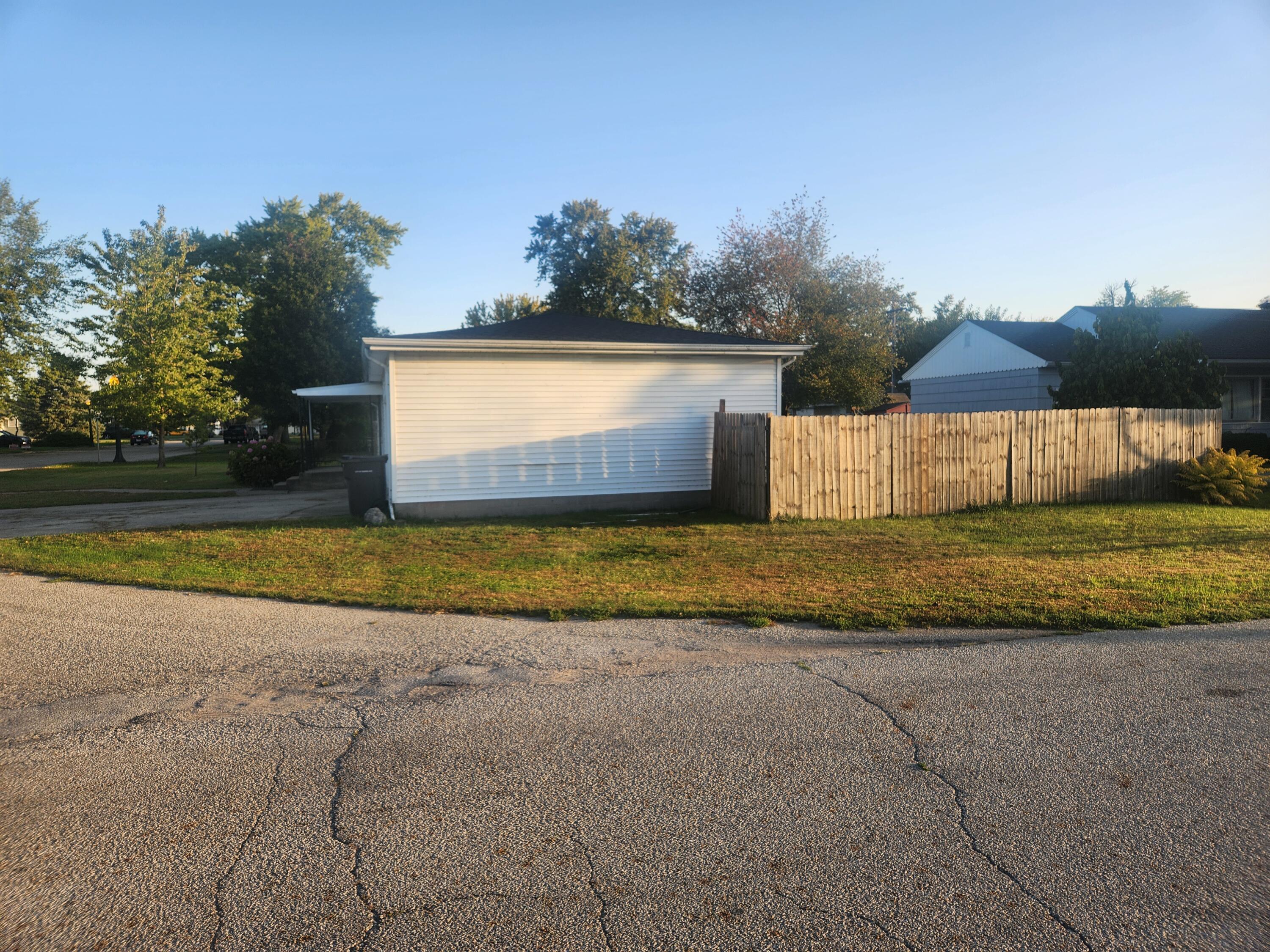 629 Deans Place