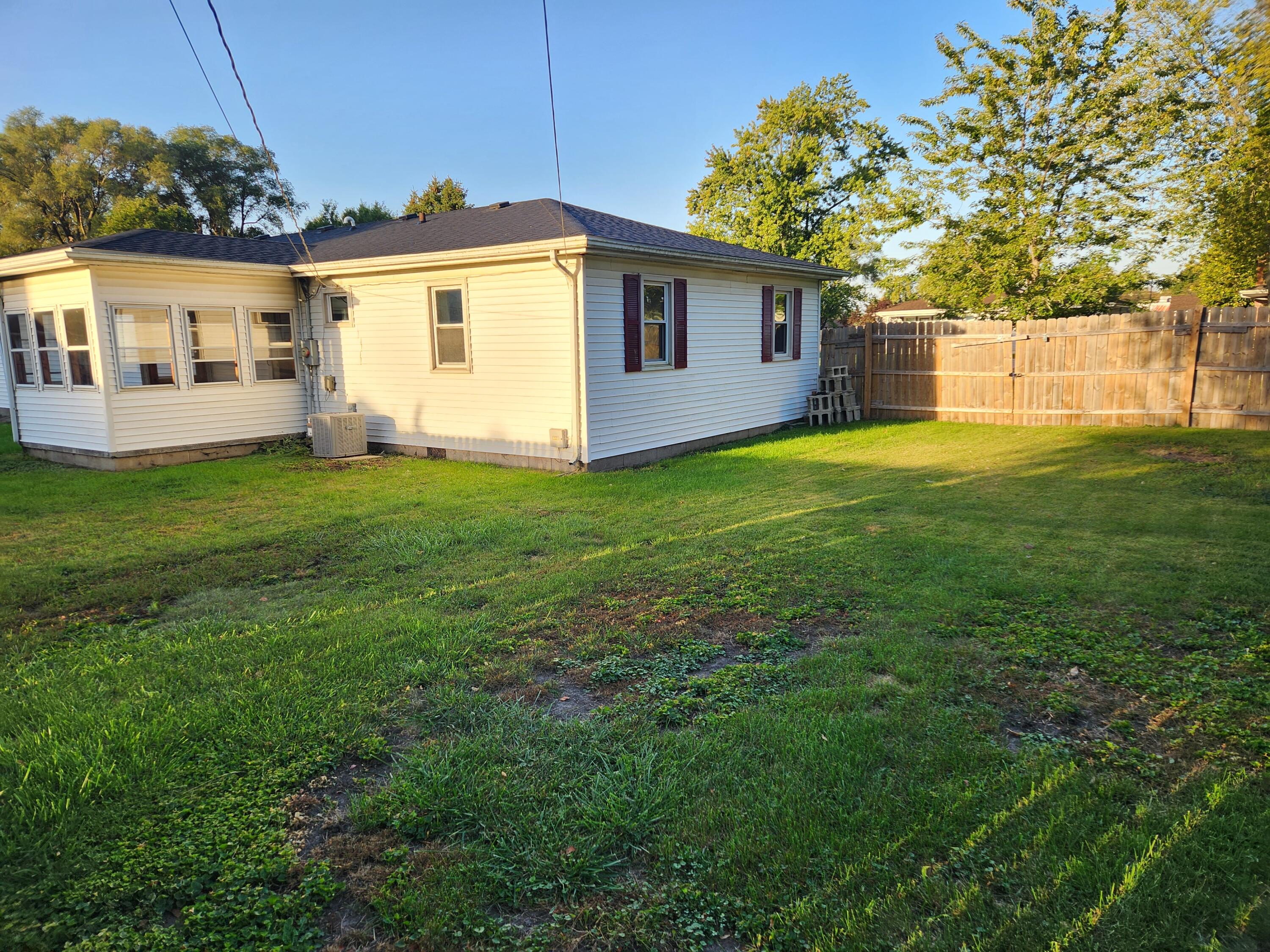 629 Deans Place