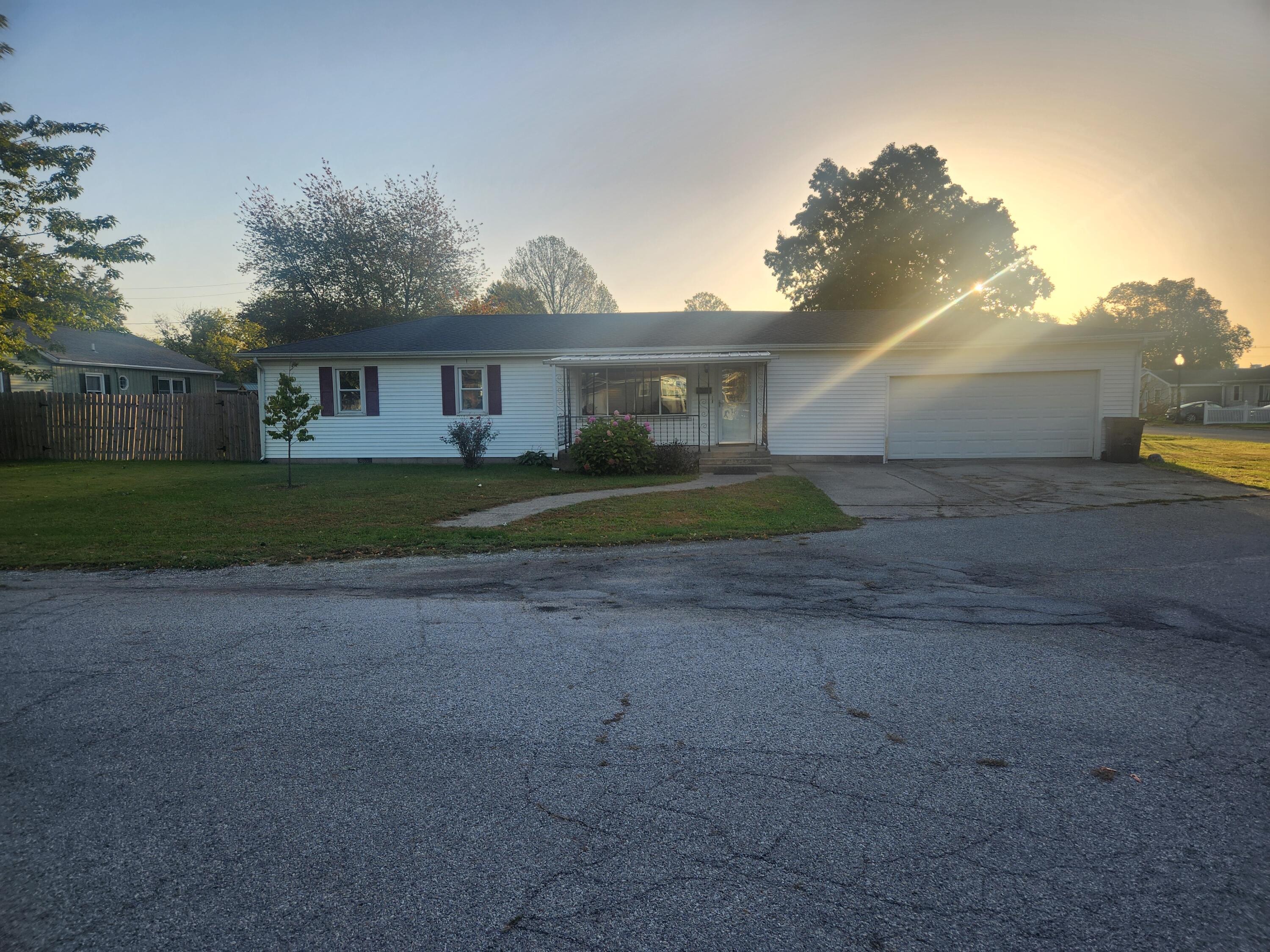629 Deans Place