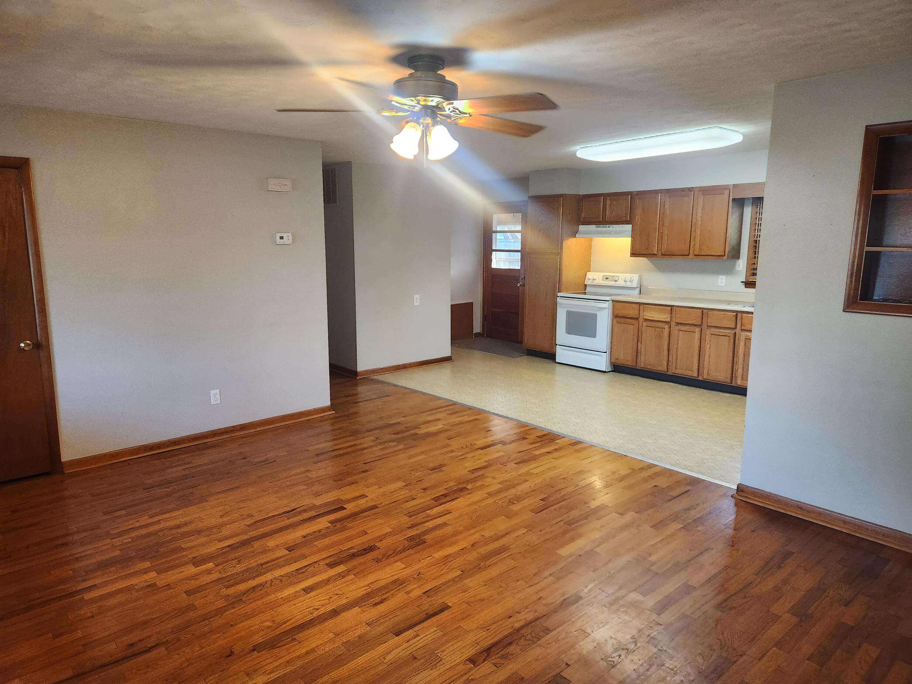 629 Deans Place