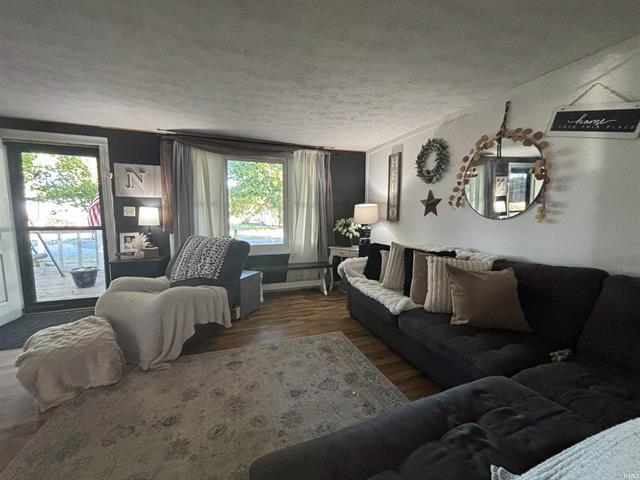 1252 S Meadow Drive