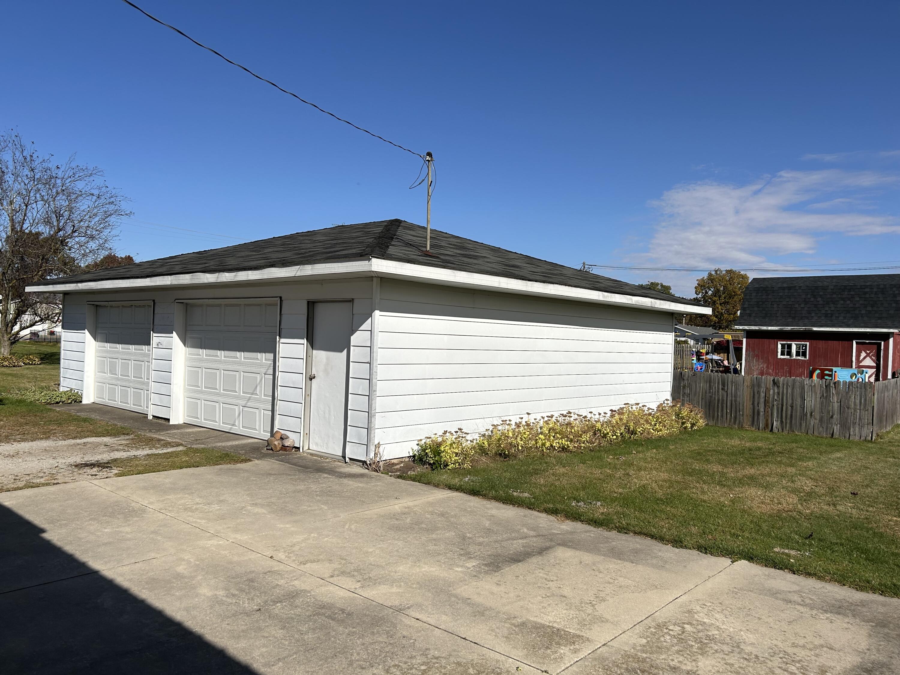 617 N Abigail Street