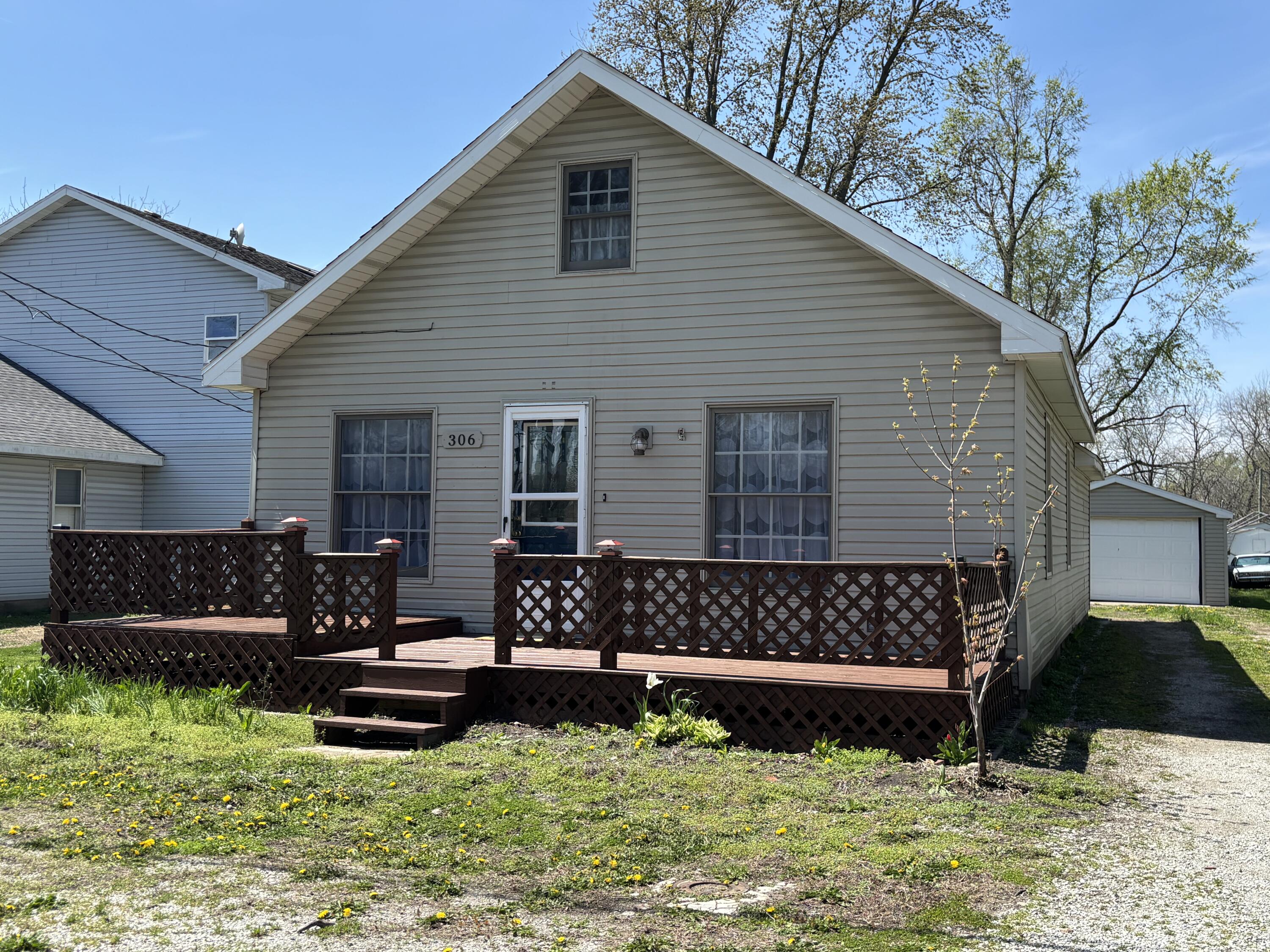 306 N 7th Street