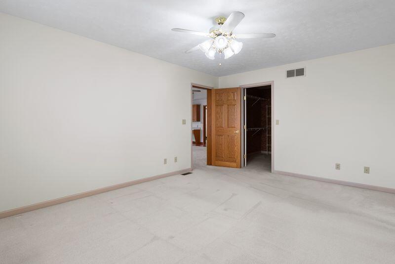 518 Countryside Circle