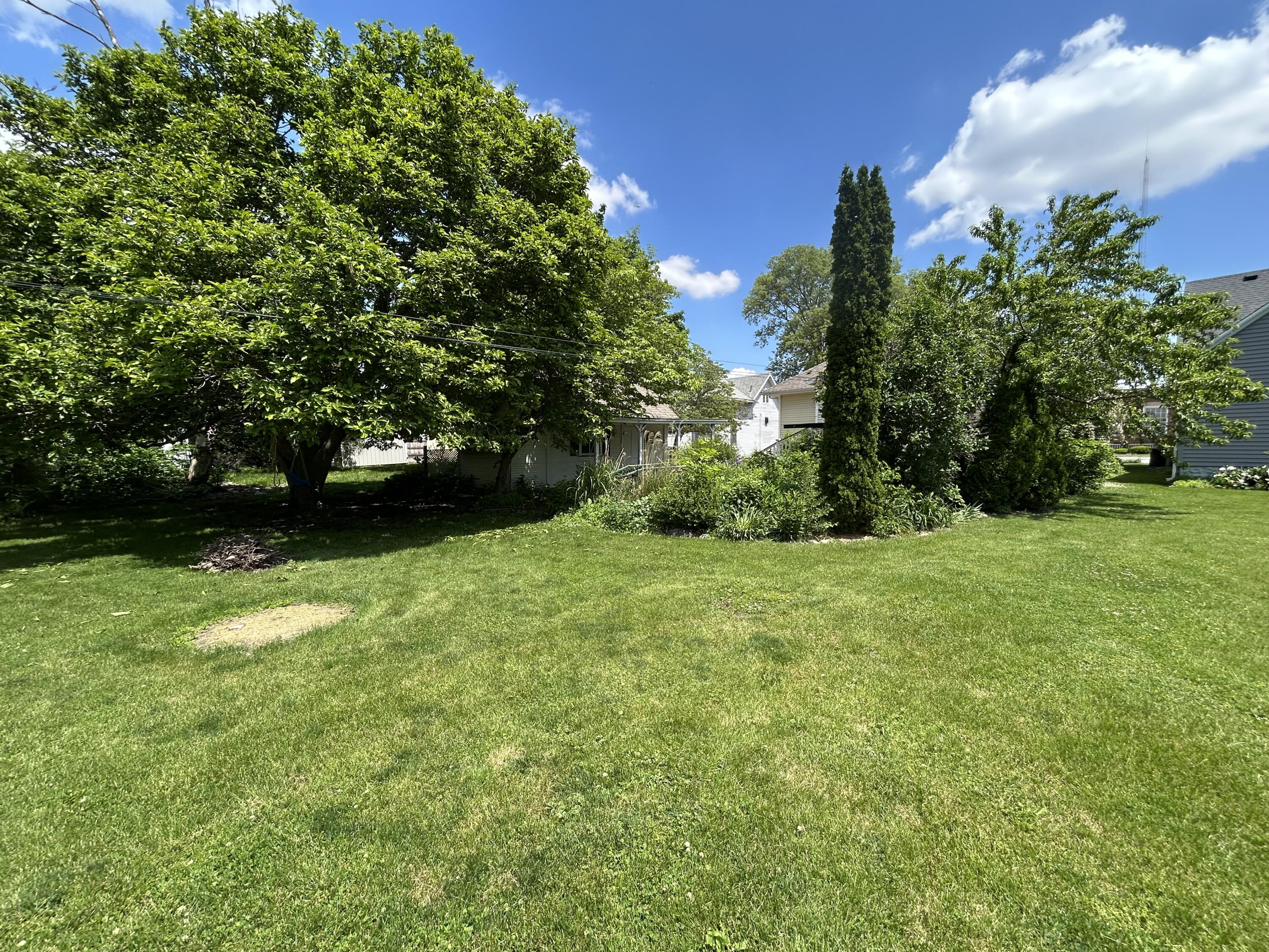 220 S Van Rensselaer Street