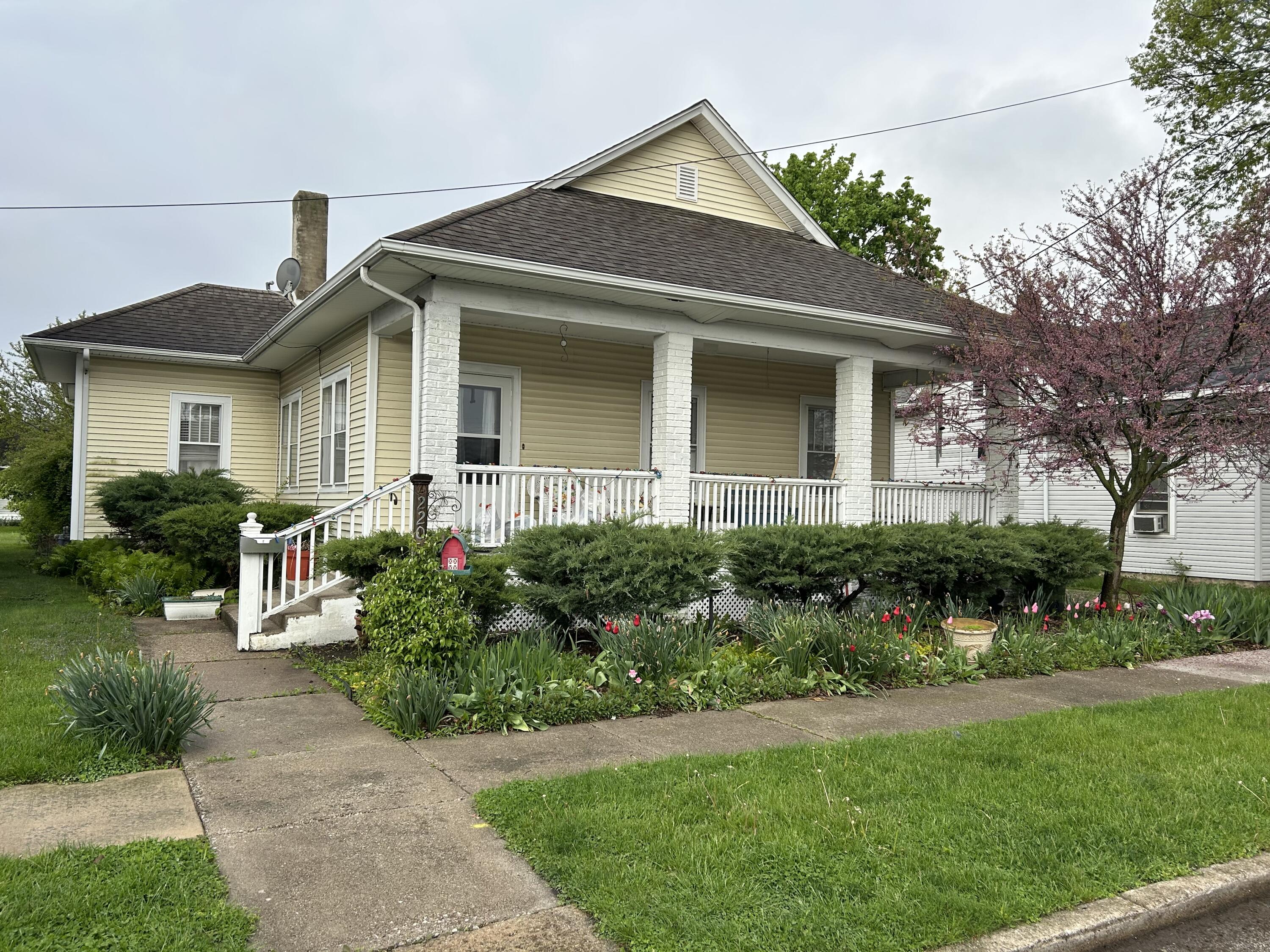 220 S Van Rensselaer Street