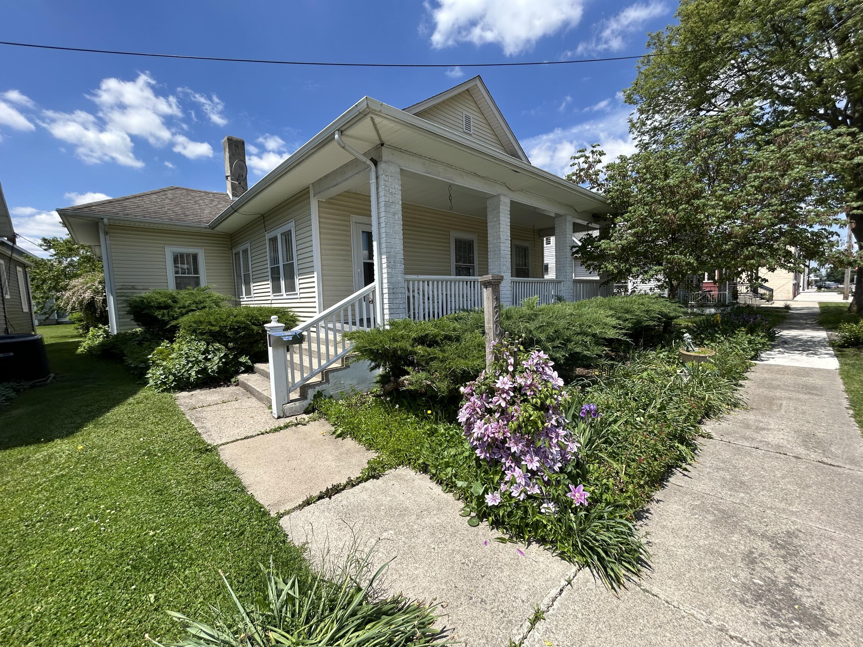 220 S Van Rensselaer Street