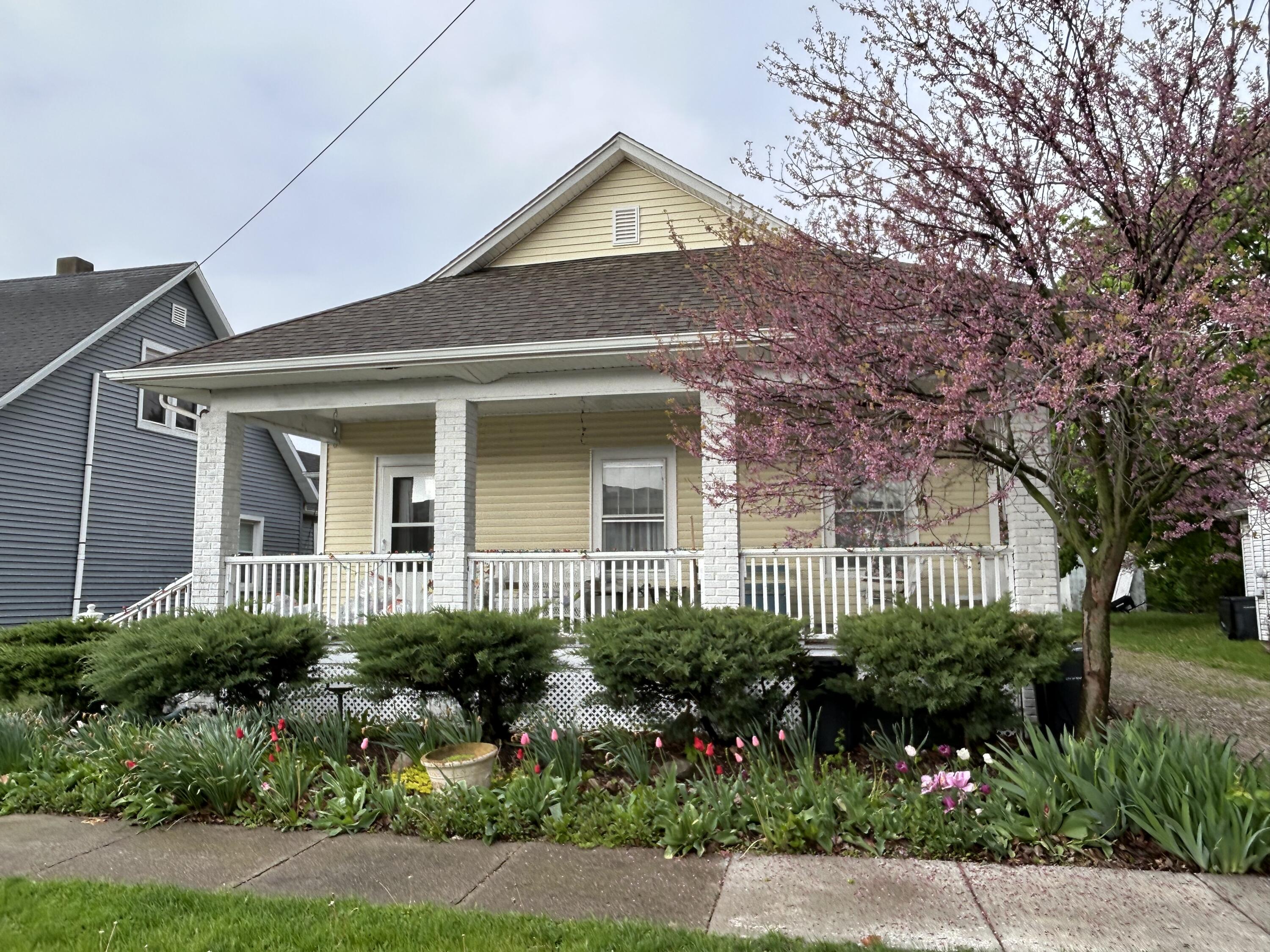 220 S Van Rensselaer Street
