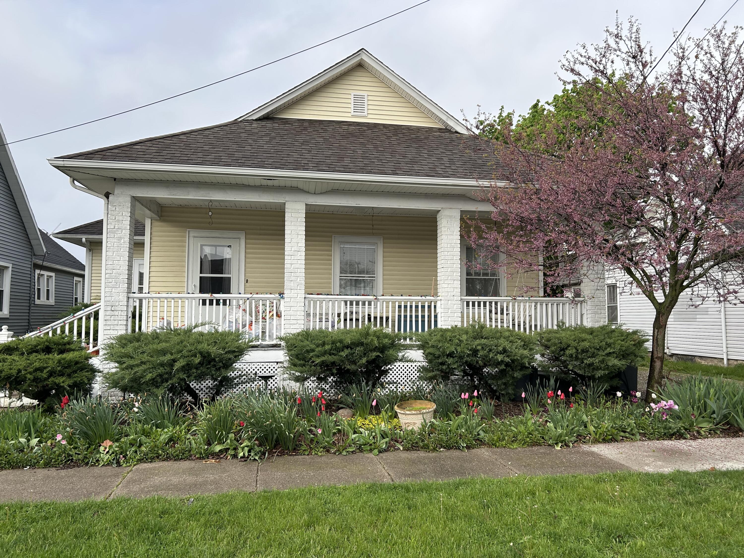 220 S Van Rensselaer Street