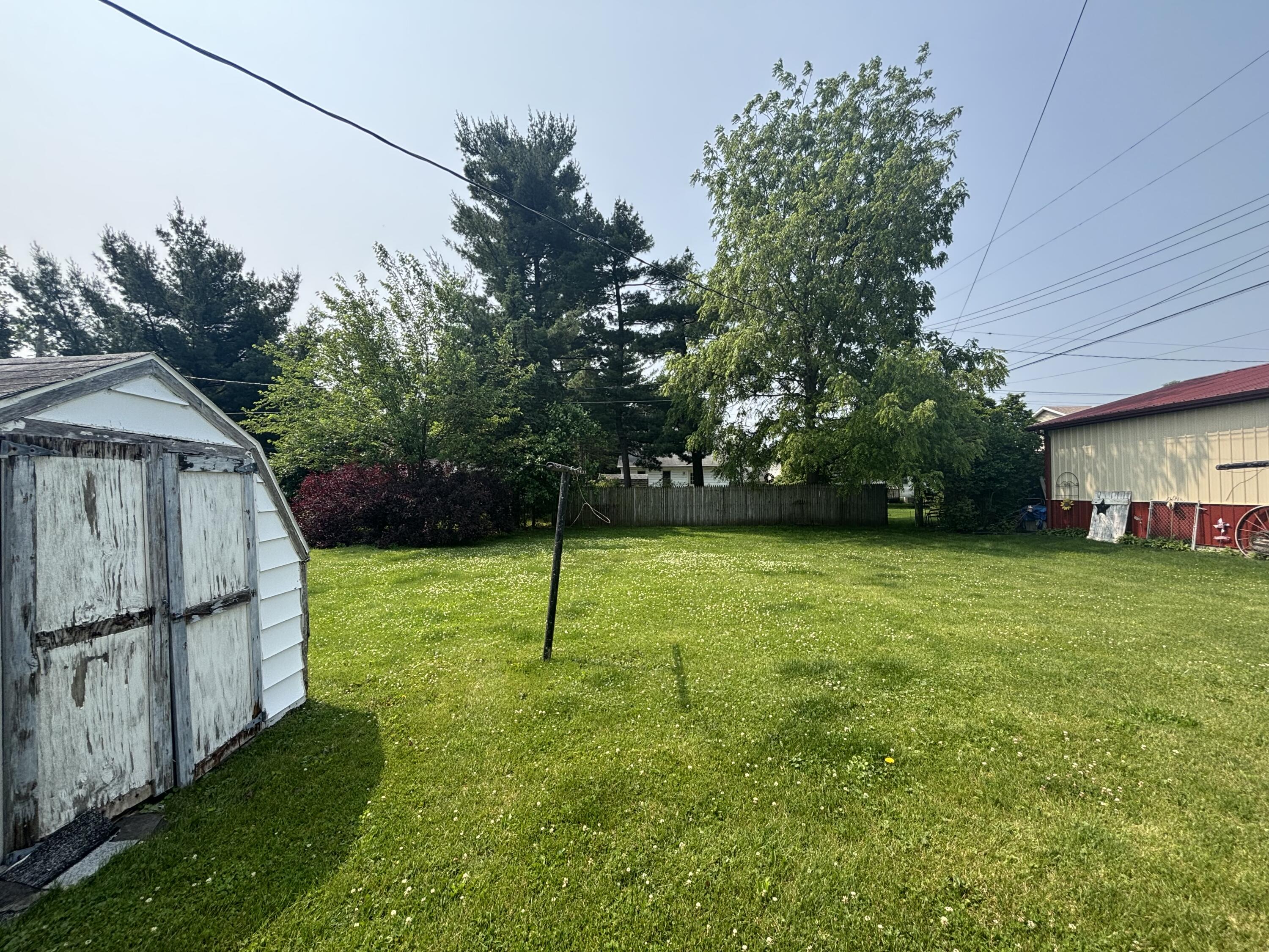 523 W Emmet Avenue