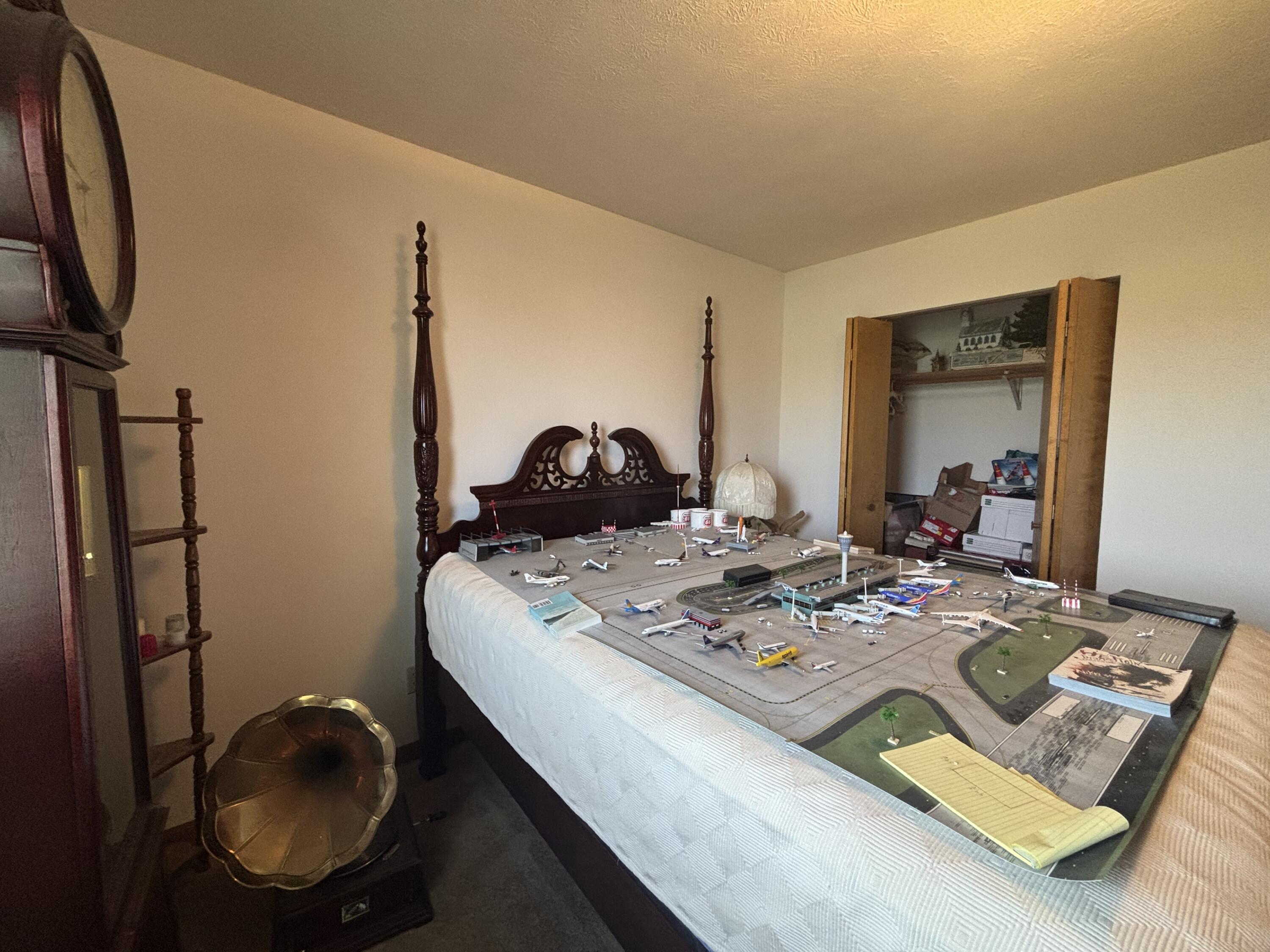 8193 Oak Tree Drive