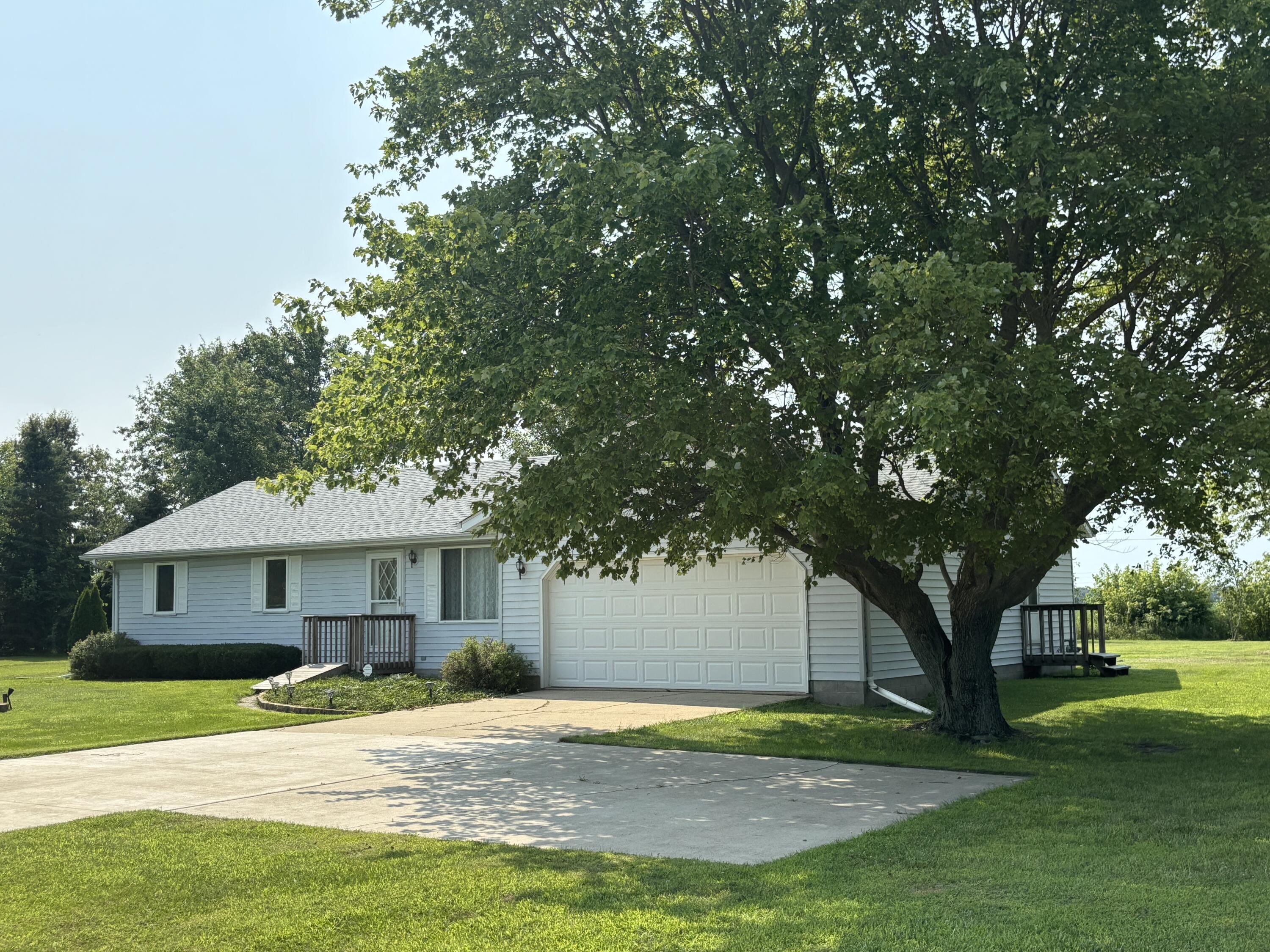 8193 Oak Tree Drive