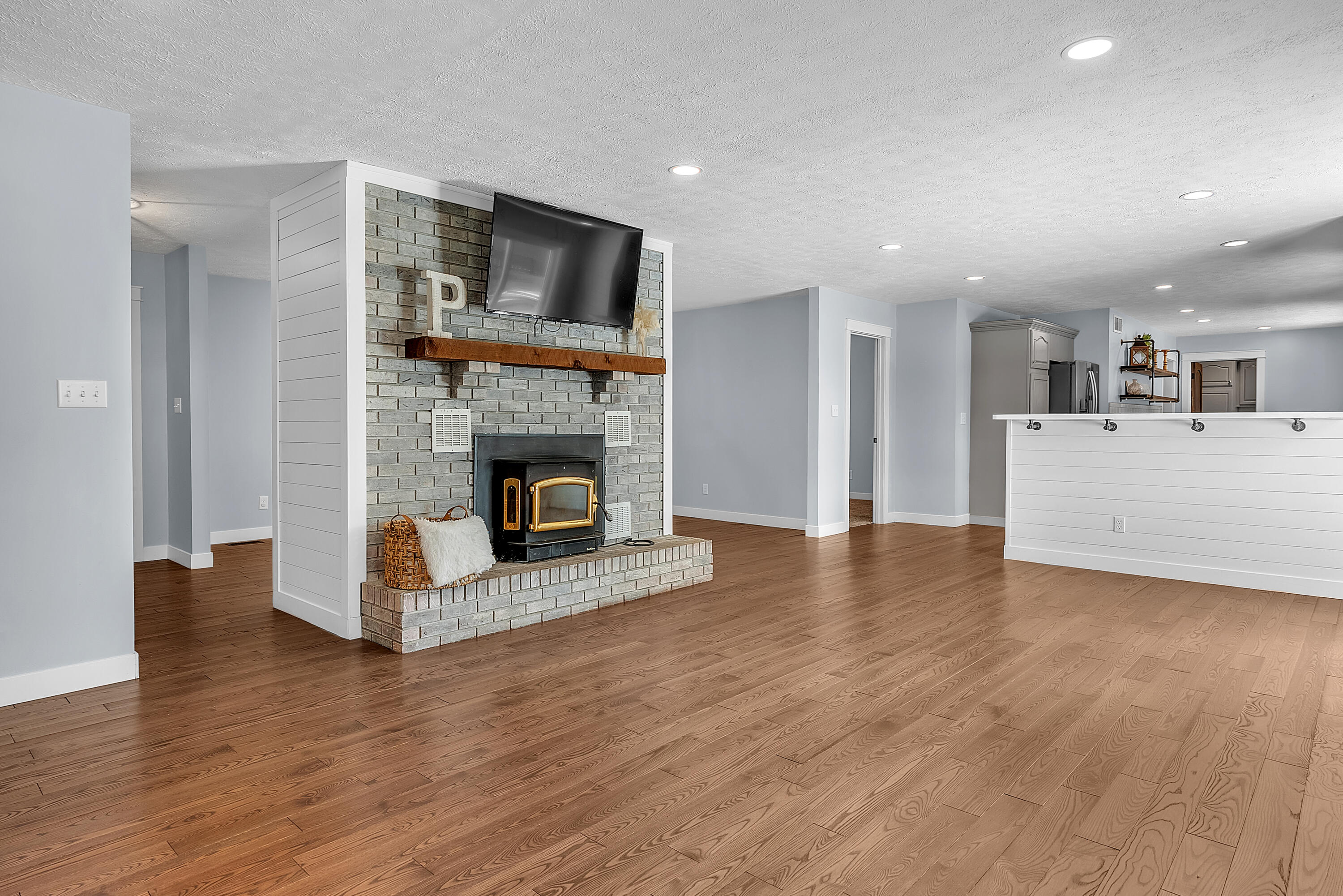 8373 Oak Tree Drive