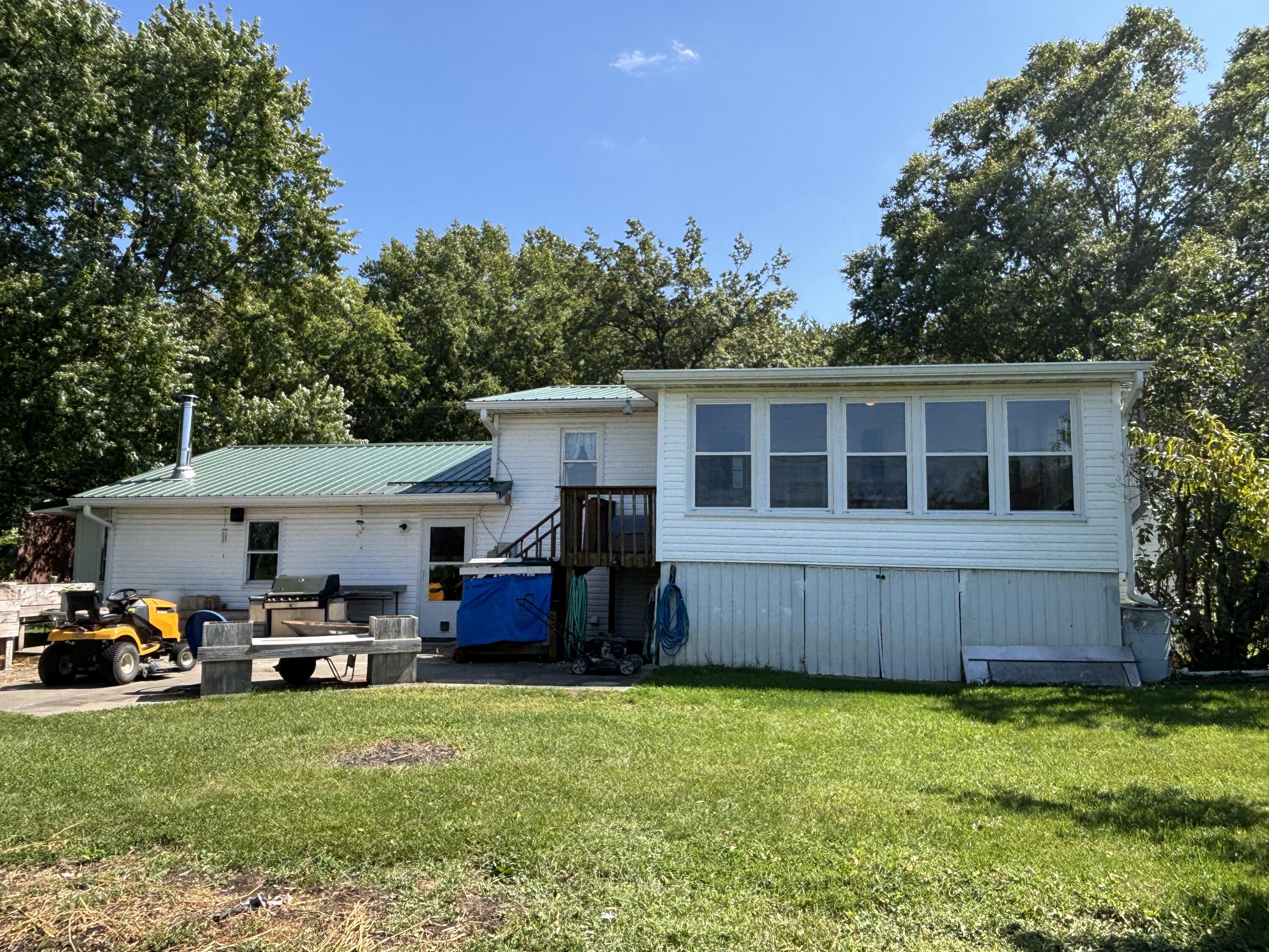870 W Bunkum Road