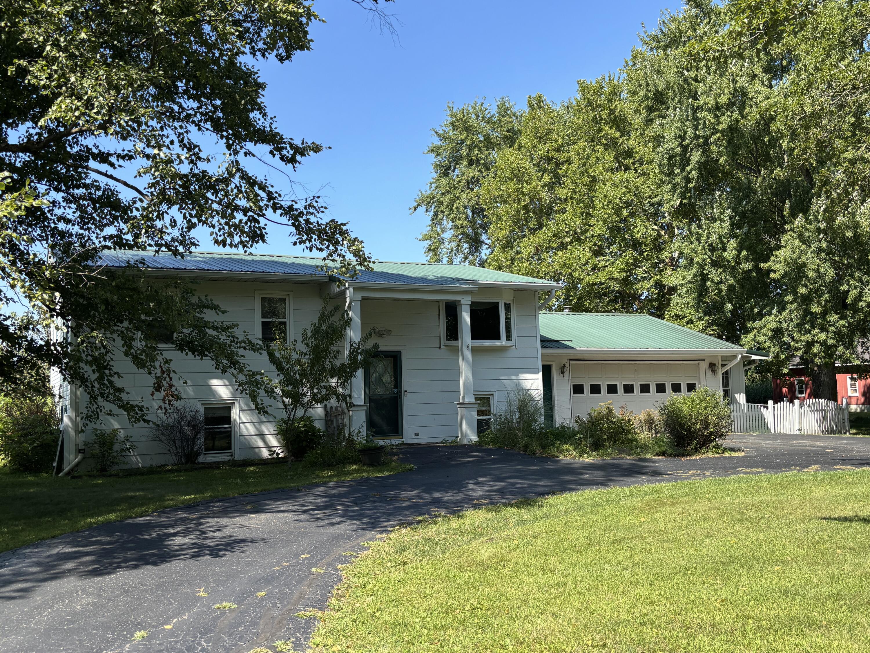 870 W Bunkum Road