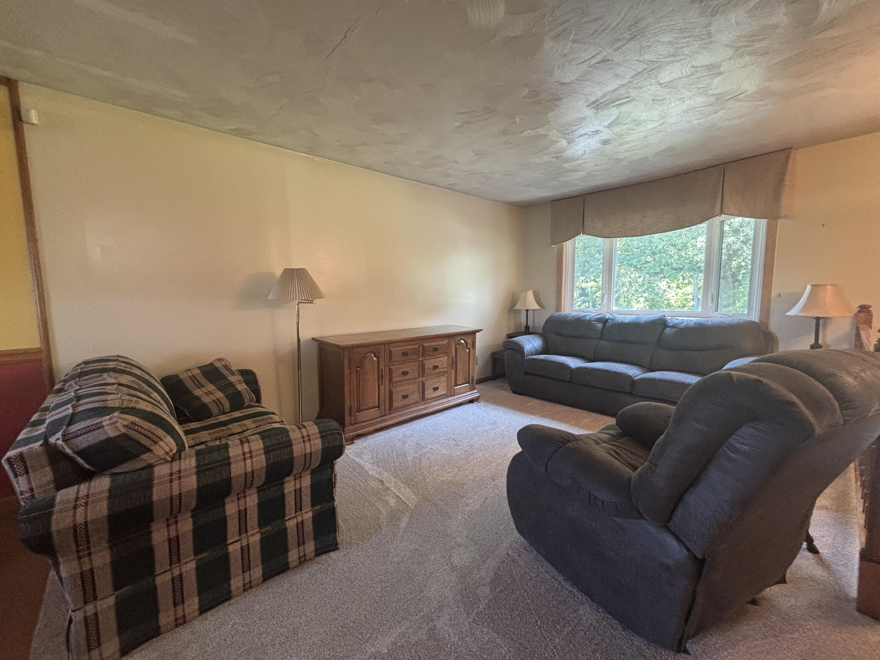 870 W Bunkum Road