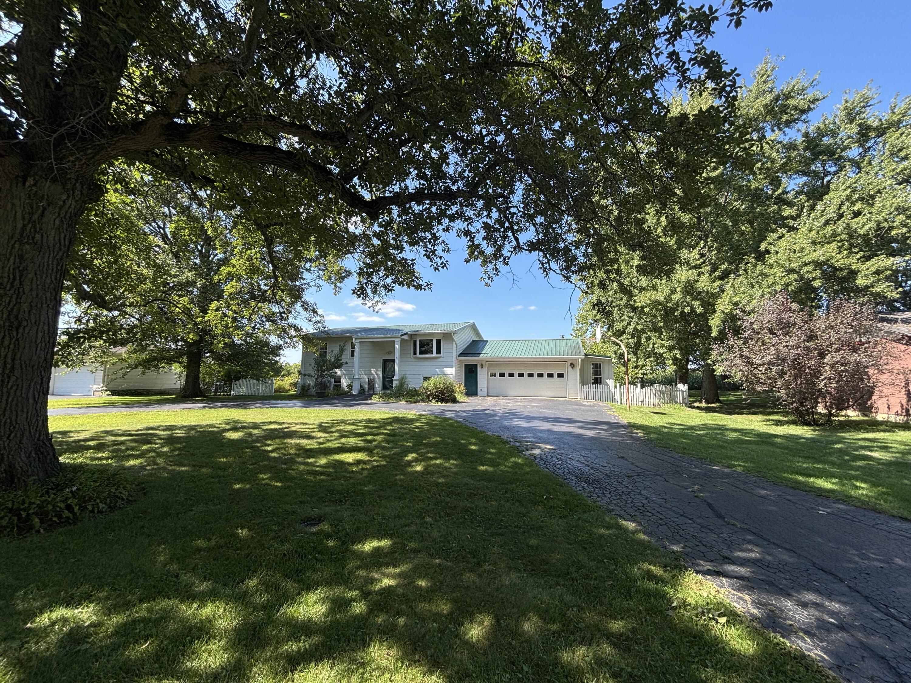 870 W Bunkum Road