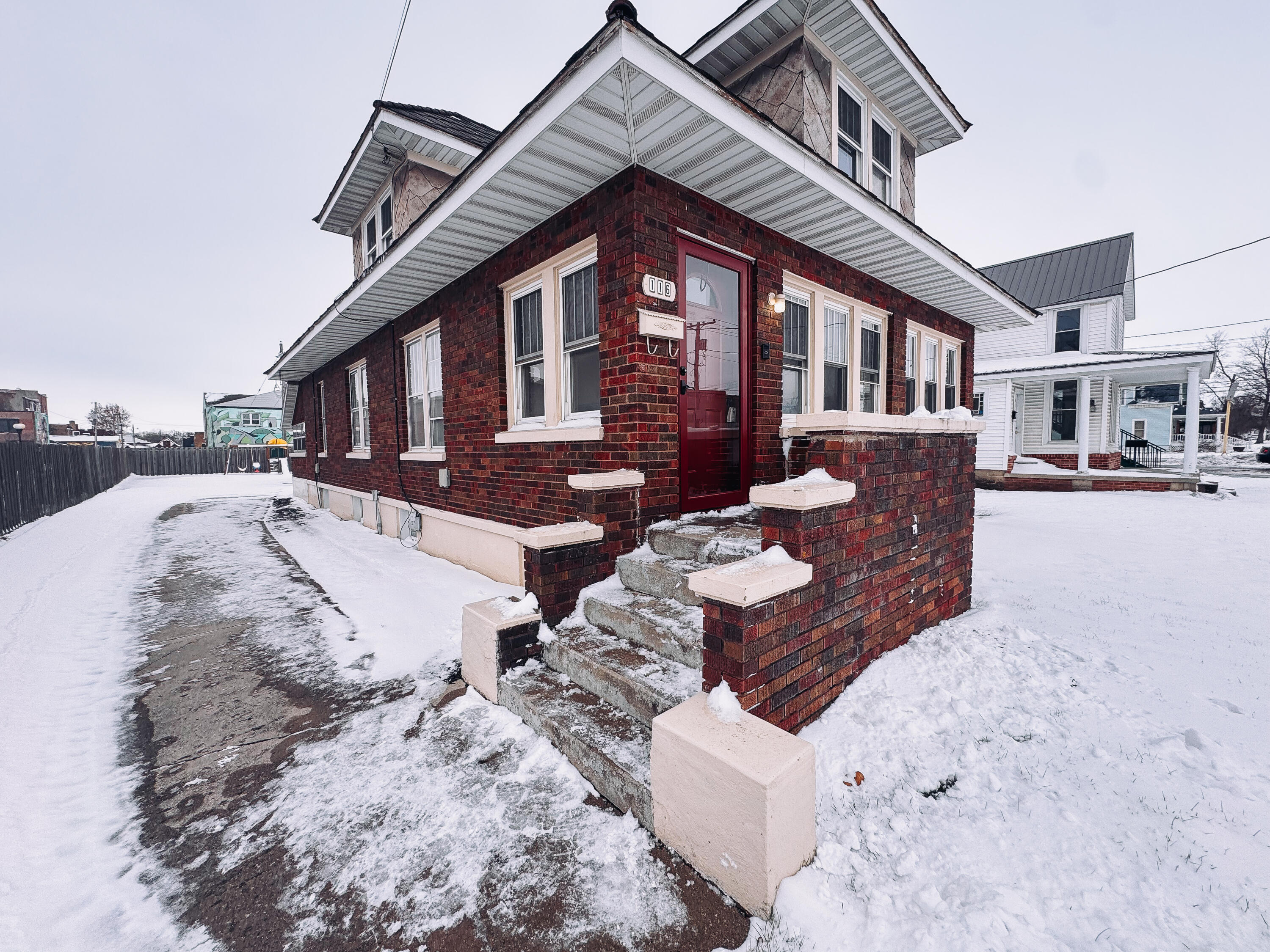 116 N Weston Street