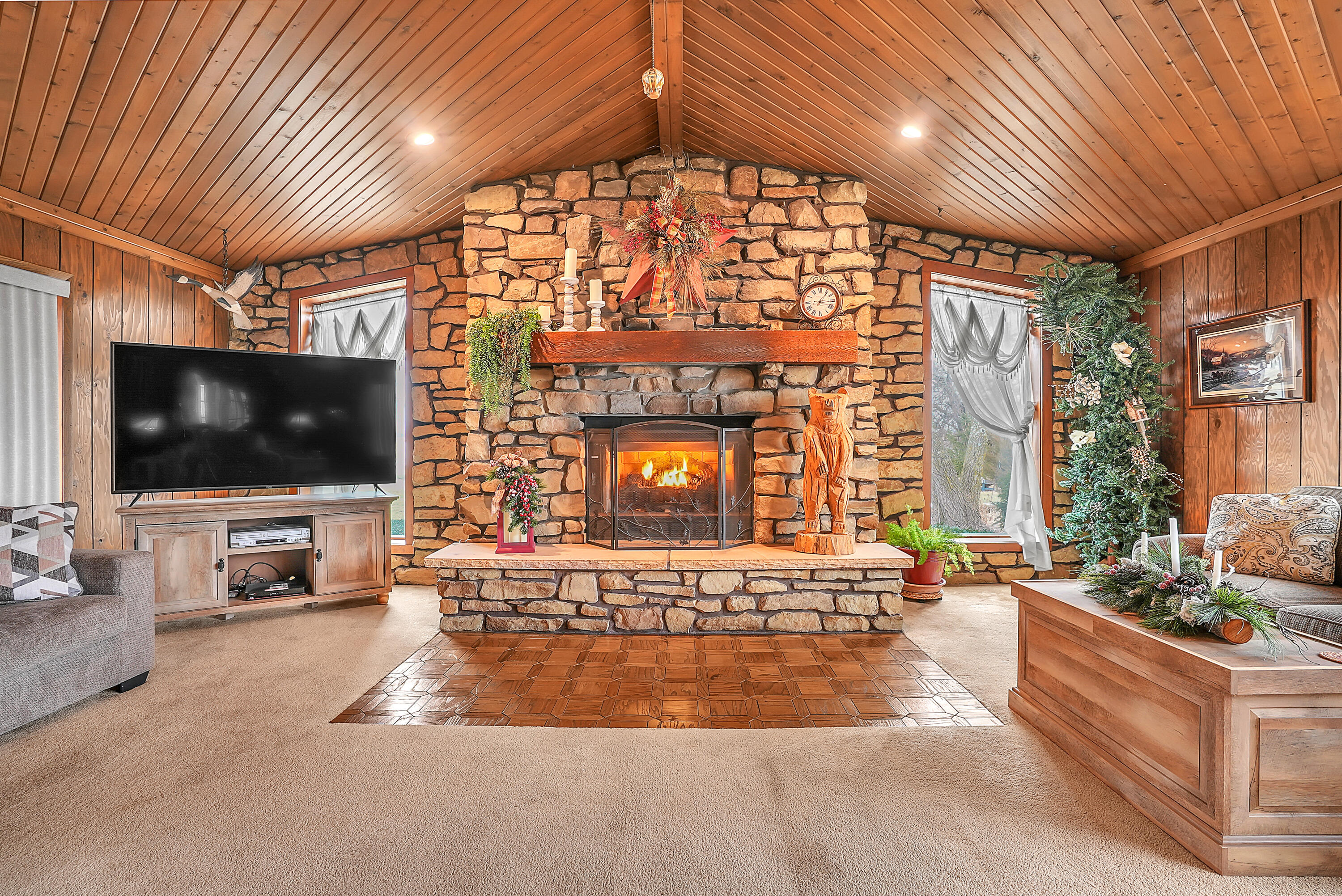 4484 E State Road 55
