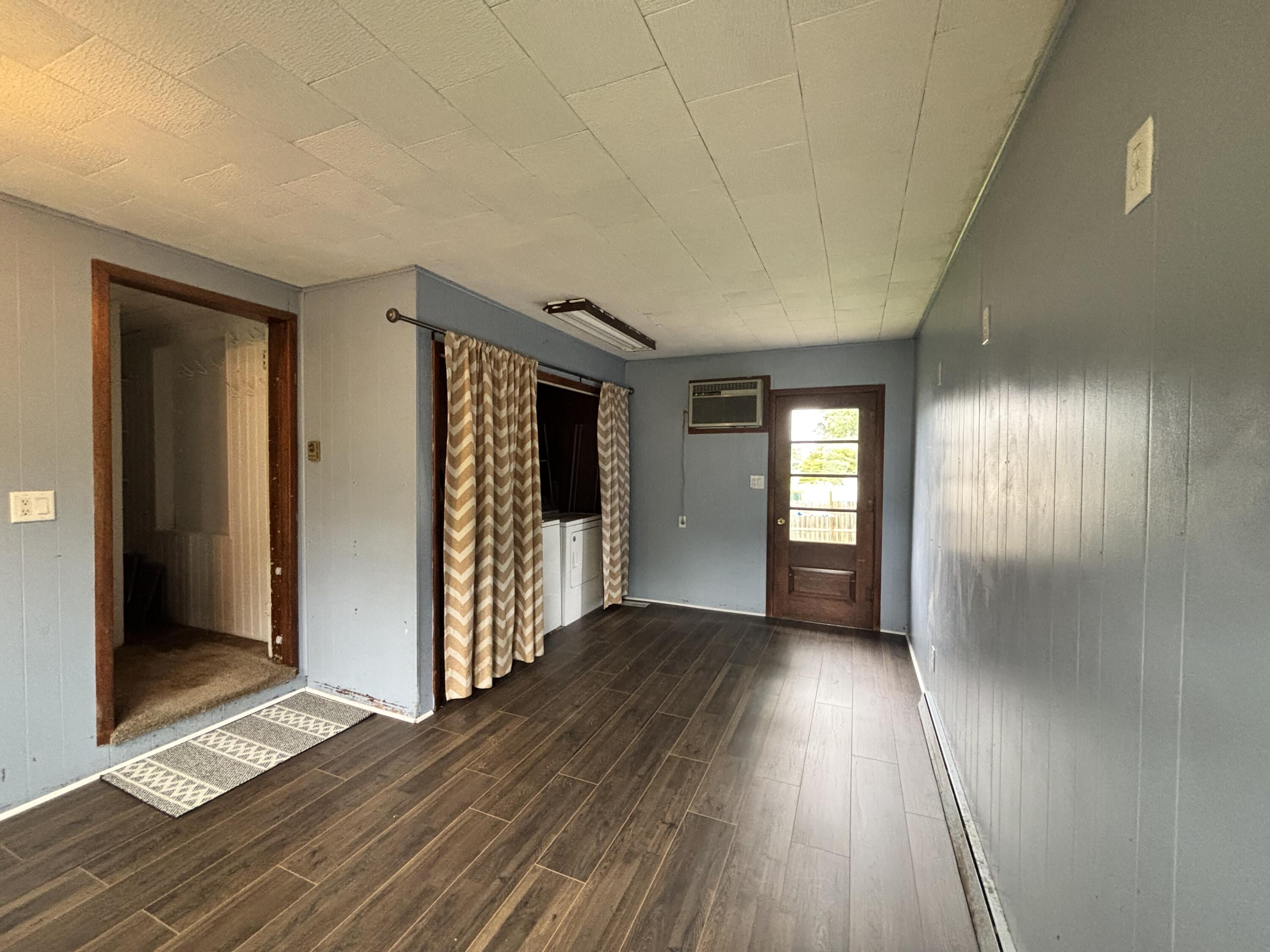 309 N Center Street