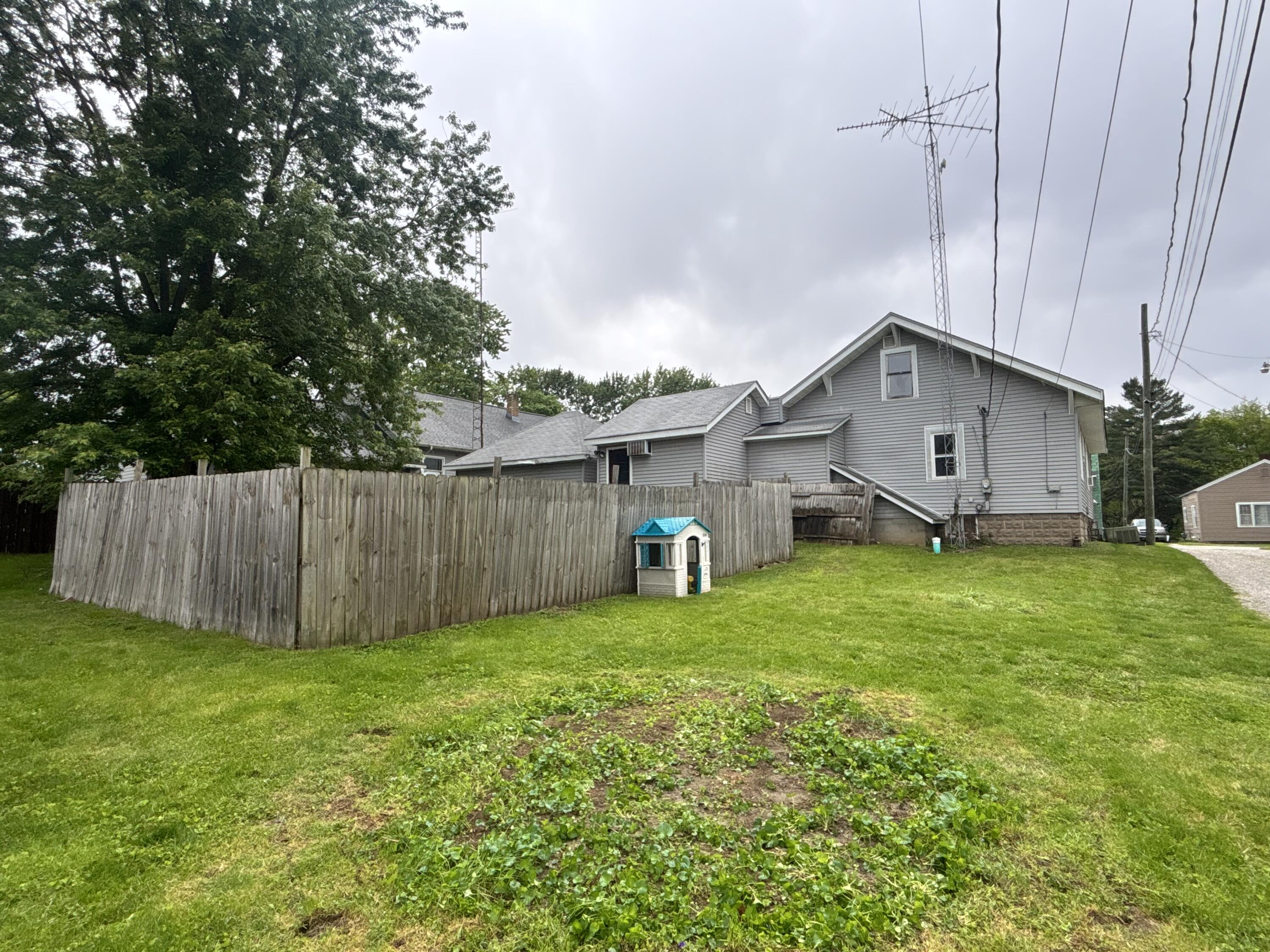 309 N Center Street